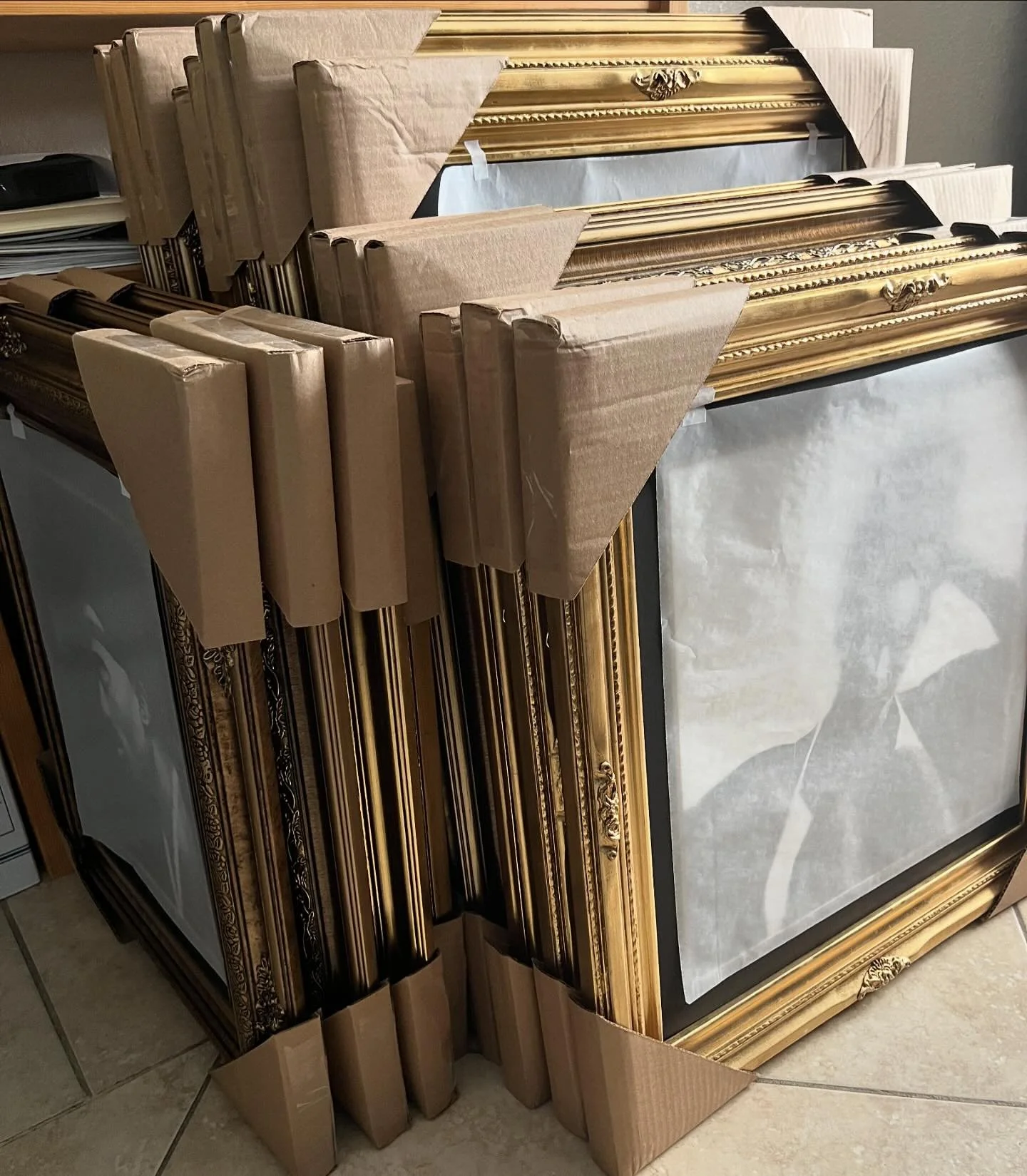 😴 commencing post-prep nap
.
.
.
.
🟢 available (dm for online inquiries)&hellip;
🟡 pieces to be displayed locally (stay tuned for details)&hellip;
🏷️ 1 of 1 Final Run
🏷️ Gallery Fine Art Print on Hahnemuhle William Turner (310gsm | 100% Cotton R