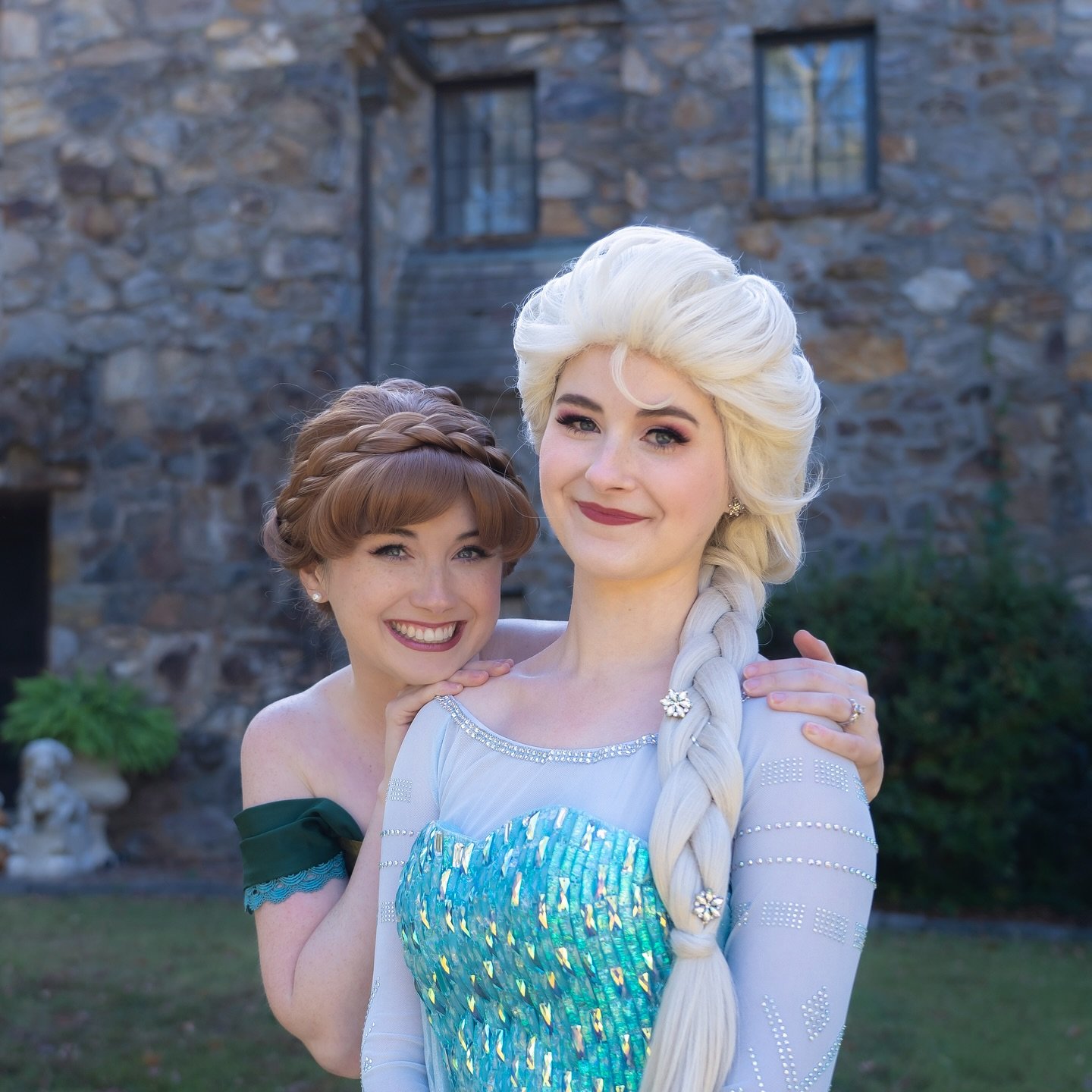 Fancyful Fridays start this month!
Each session is just $10/child + FREE ADULTS!
“Fancyful Fridays” are a family-friendly and affordable way to spend time with your favorite characters!
This month look forward to spending time with our