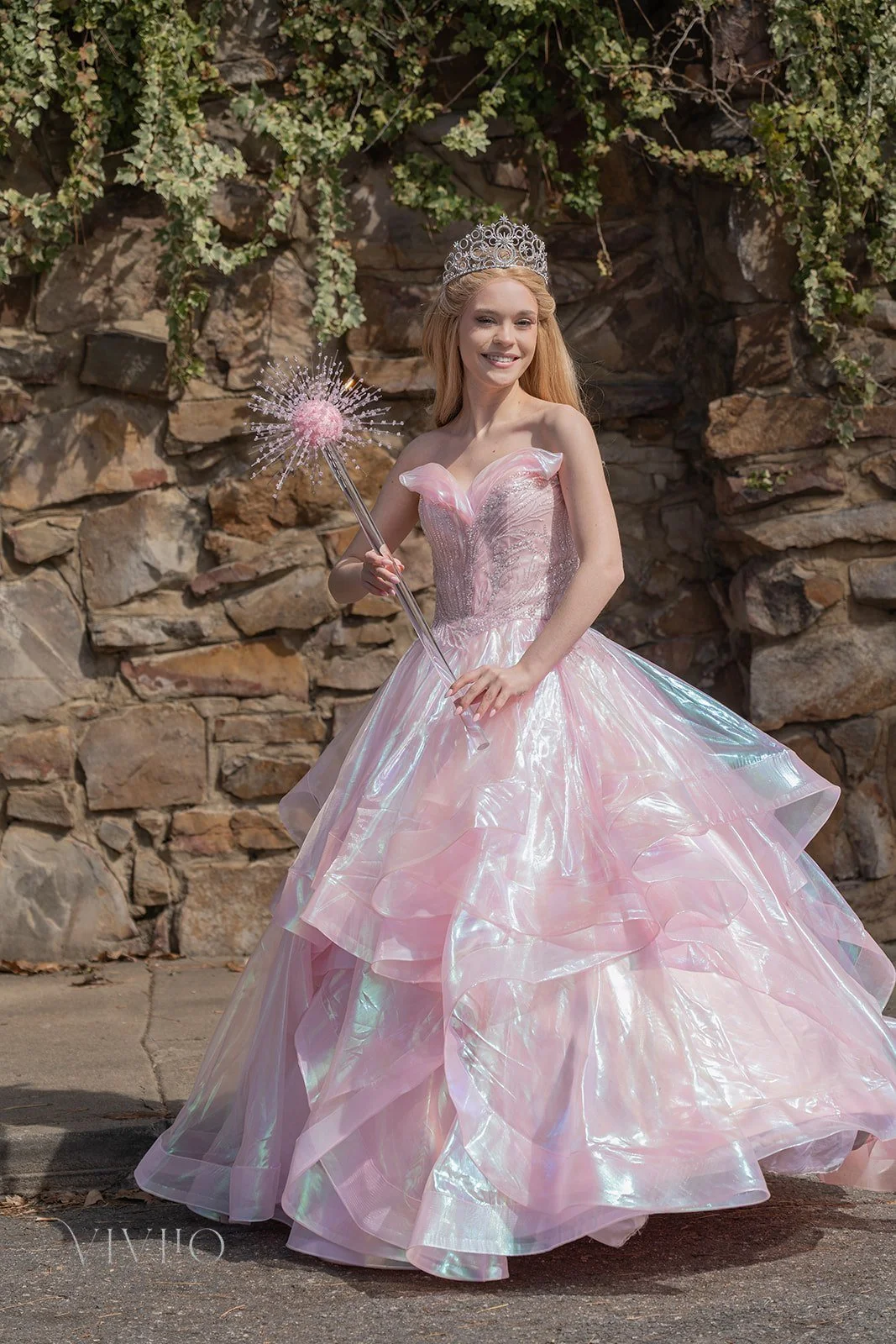 GOOD WITCH (SIMILAR TO "GLINDA")