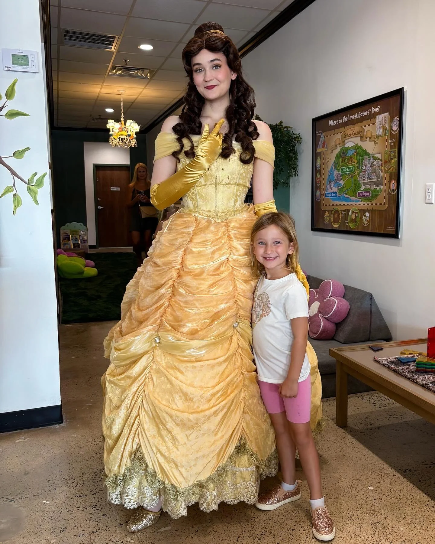 Fancyful’s princesses are the perfect addition to any princess party! 🎶Don’t believe us? Ask the dishes!🍽️🎶
Our award winning company hand selects trained actors who will fill your visit with unique activities and games that are theme
