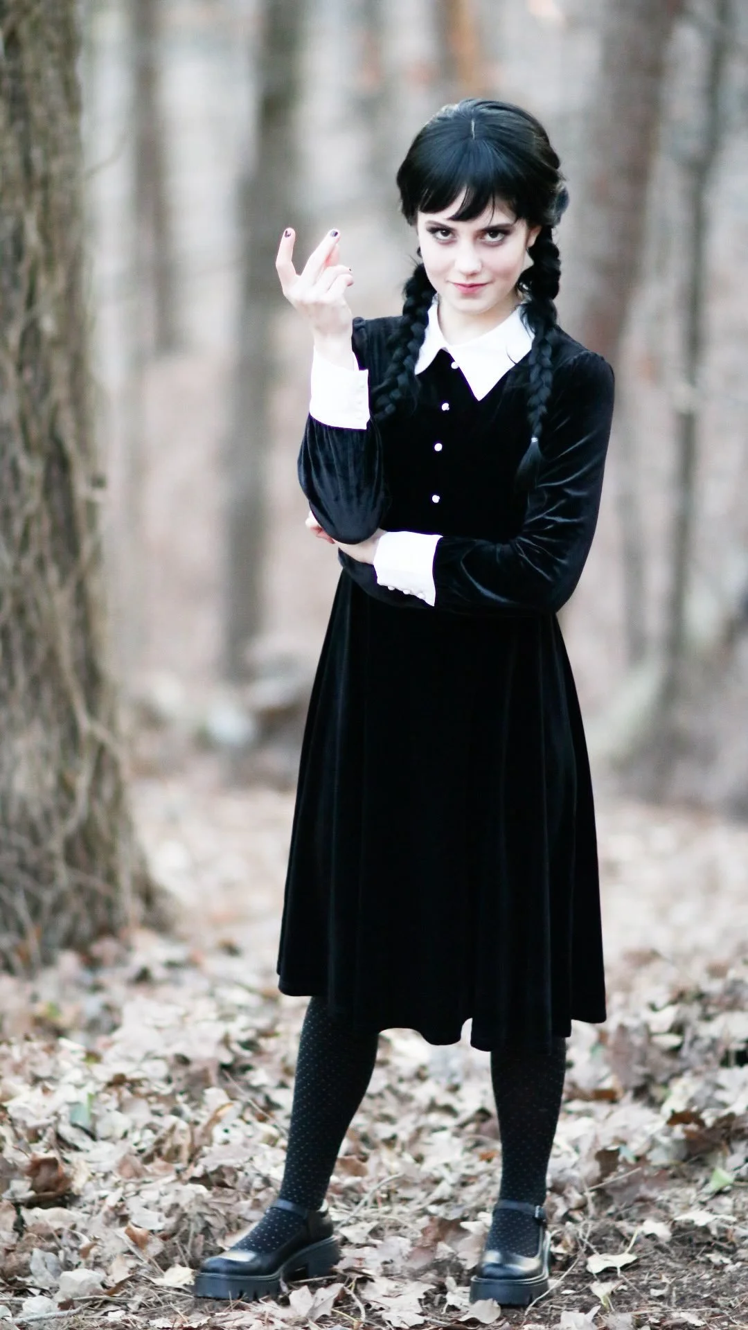 Add the mysterious and spooky Ooky Spooky Girl to your Halloween celebration today! 
Tap the link in our bio to secure your preferred date ASAP!
Swipe over to our profile to see our pinned posts about our booking process, we can’t wait to mak