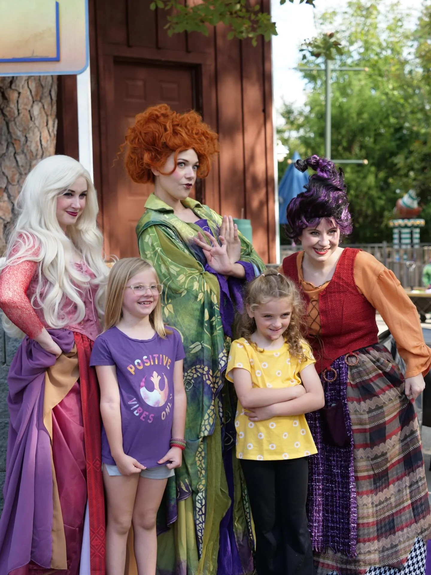 Fancyful’s Witchy “SISTAAAHS!” are always a great
addition to any Halloween event—just be sure to get a head count on the kiddos before and after, they’re serious about their potions!๐ซฃ๐
• @magicspringsfun 
โจ๐ฎ๐ง