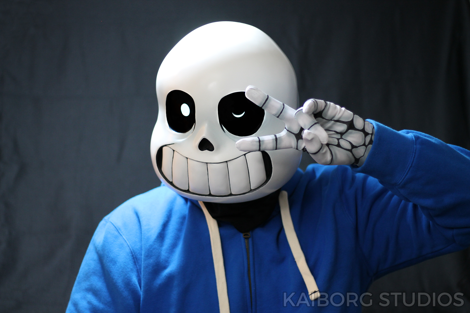 guy in sans mask｜TikTok Search