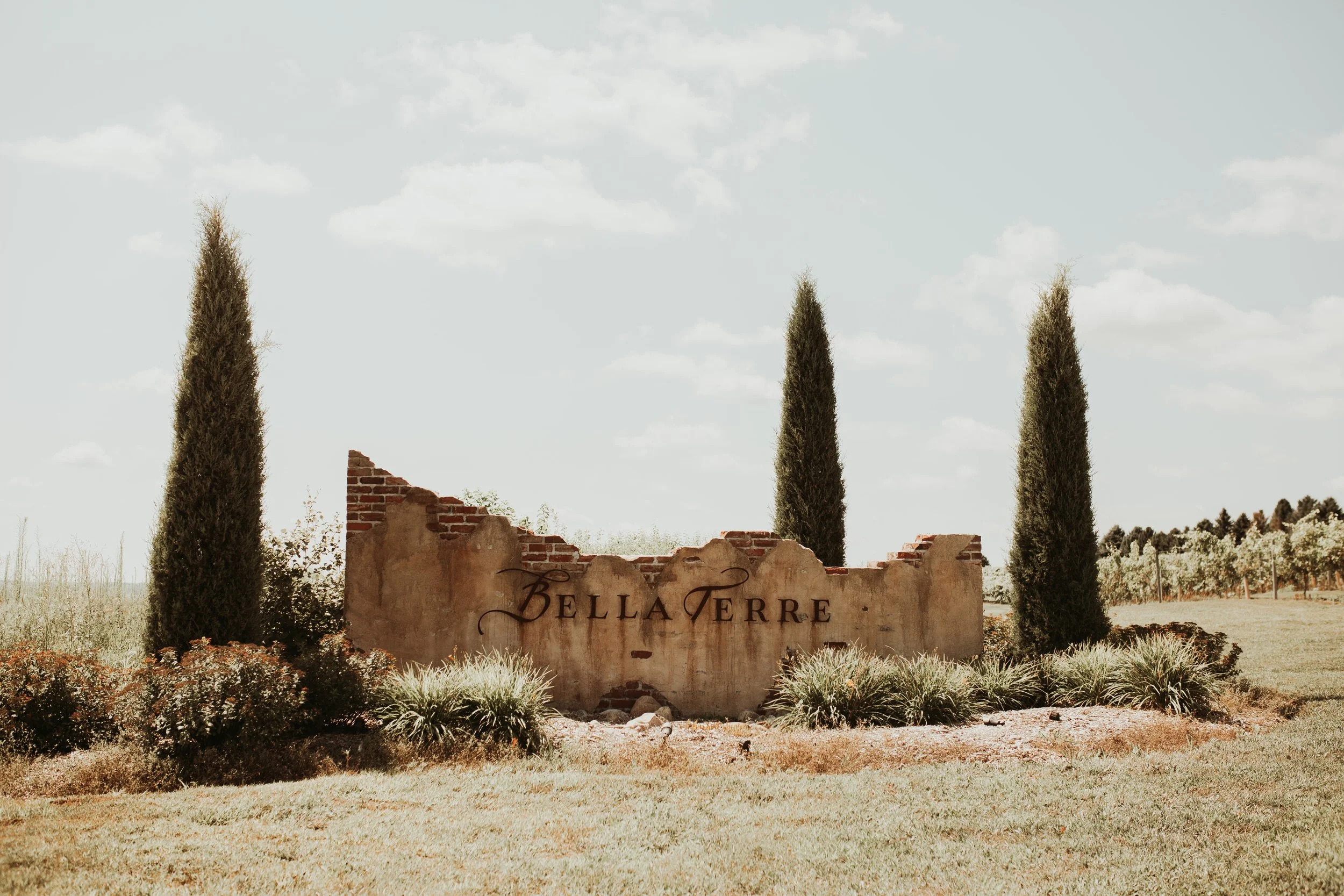 bella terre sign road.jpg