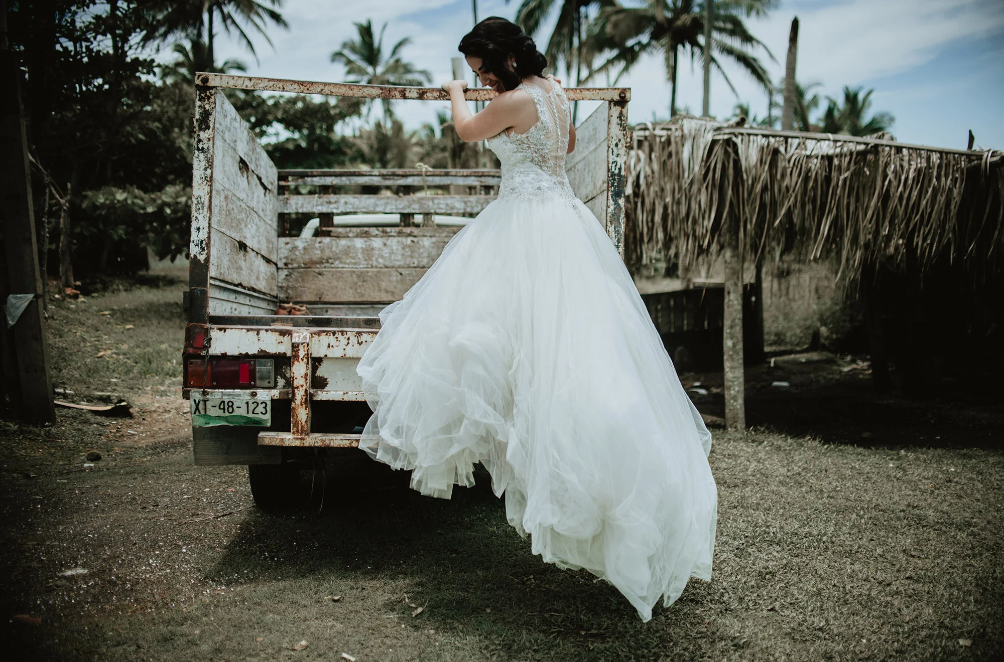 bibi y aldo trash the dress4.jpg
