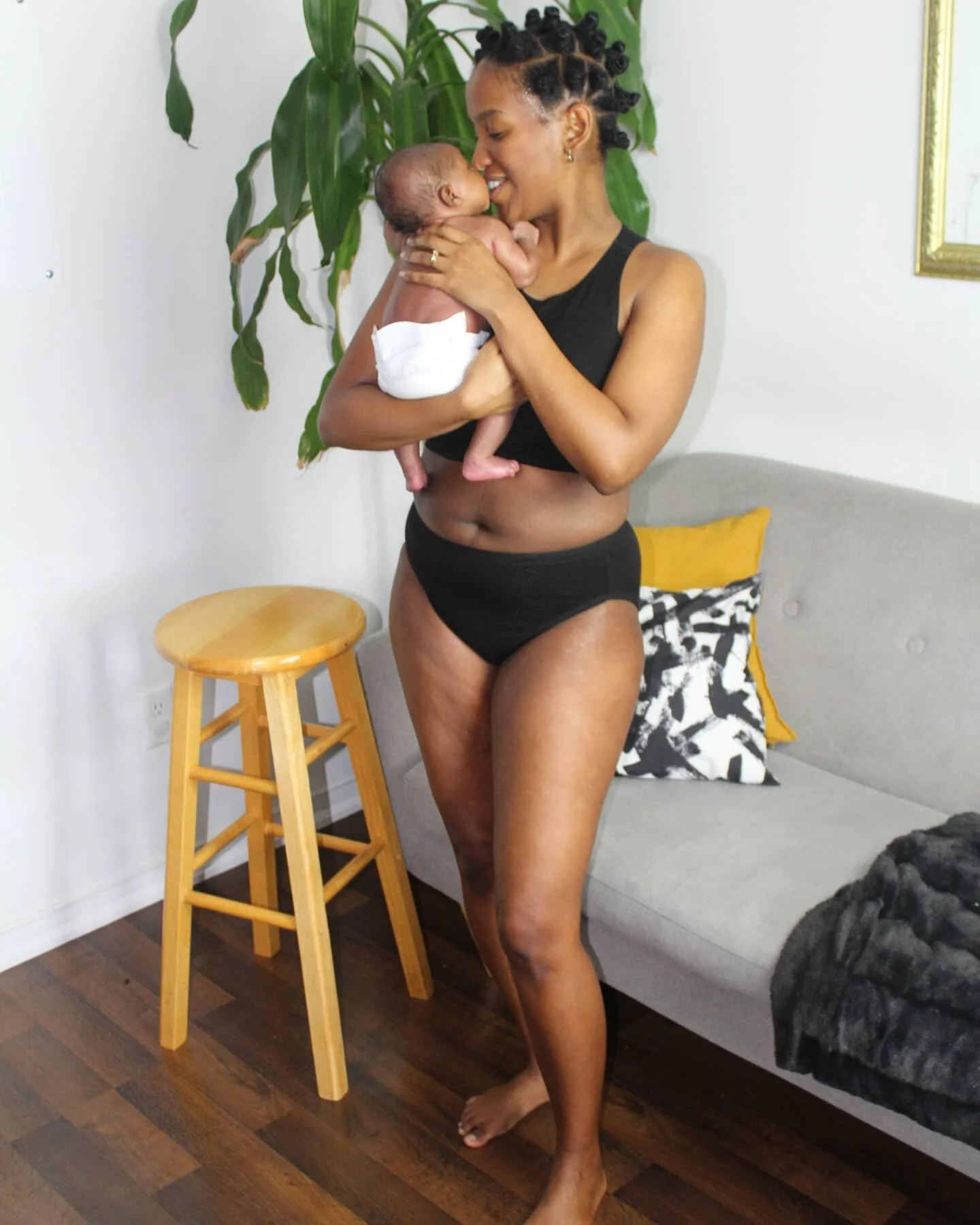 《 ▪︎p o s t p a r t u m ▪︎》 

This is what postpartum looks like. 

It looks like holding the baby you gave birth to at home, in a pandemic, with the help of three midwives and your husband, while your first baby was dancing to your labour sounds in 