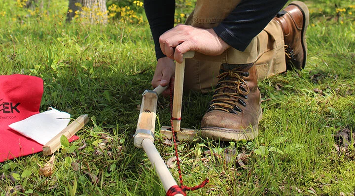 Pinning the wrist on the front of the shin.