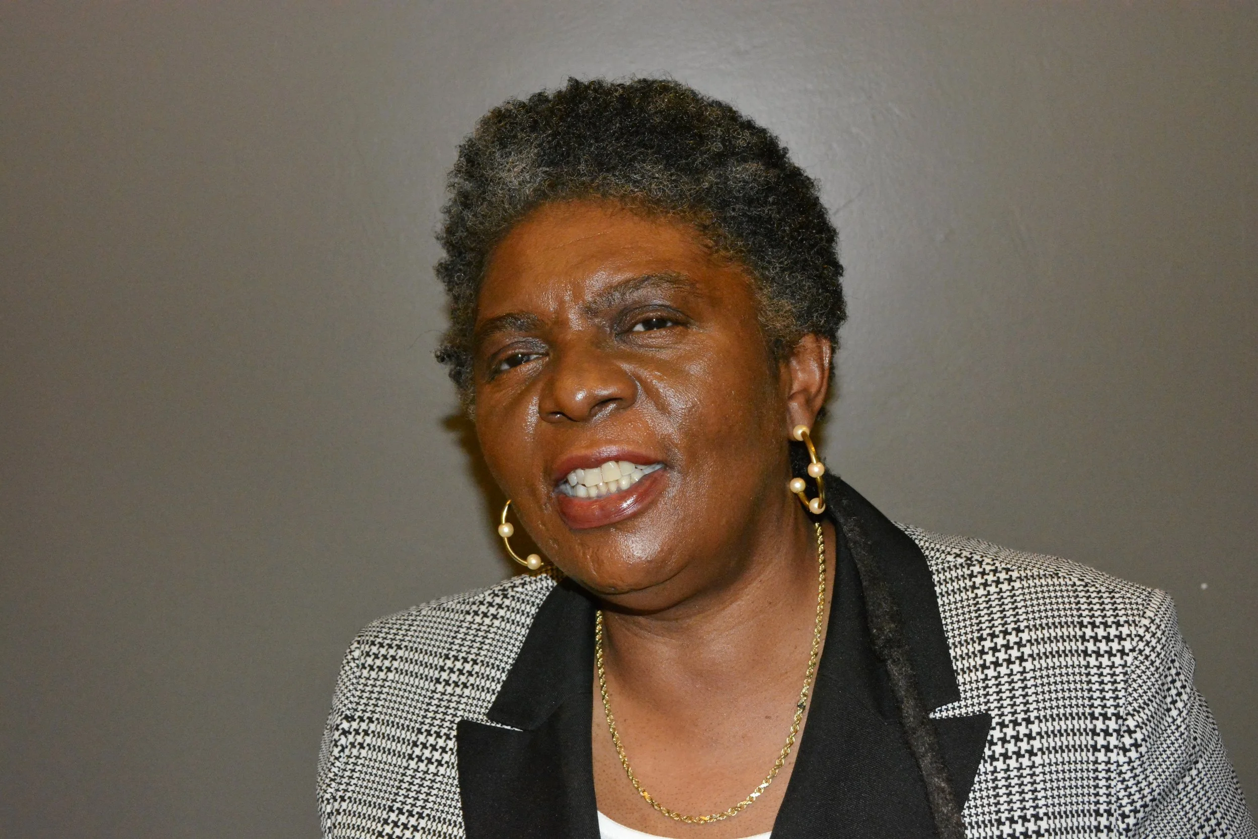 Kim Trueheart Director of Democratic Decision Making in Schools. kimtrueheart@gmail.com Kim began work with TDP as a fellow in 2016 and joined us as the Director of Democratic Decision Making in Schools in 2017. She is a graduate of Western High school, holds a B.A. in Business Administration (summa cum laude) and is a graduate of the Defense Systems Management College. Kim, a semi-retired Navy Veteran, has advocated as an active citizen to strategically engage with government, business, non-profit and community leaders to achieve improvements in the development and delivery of high quality programs and services for our children and youth. She partners with parents and community members to strengthen and build parent organizing, capacity building and participation in school decision making. 
