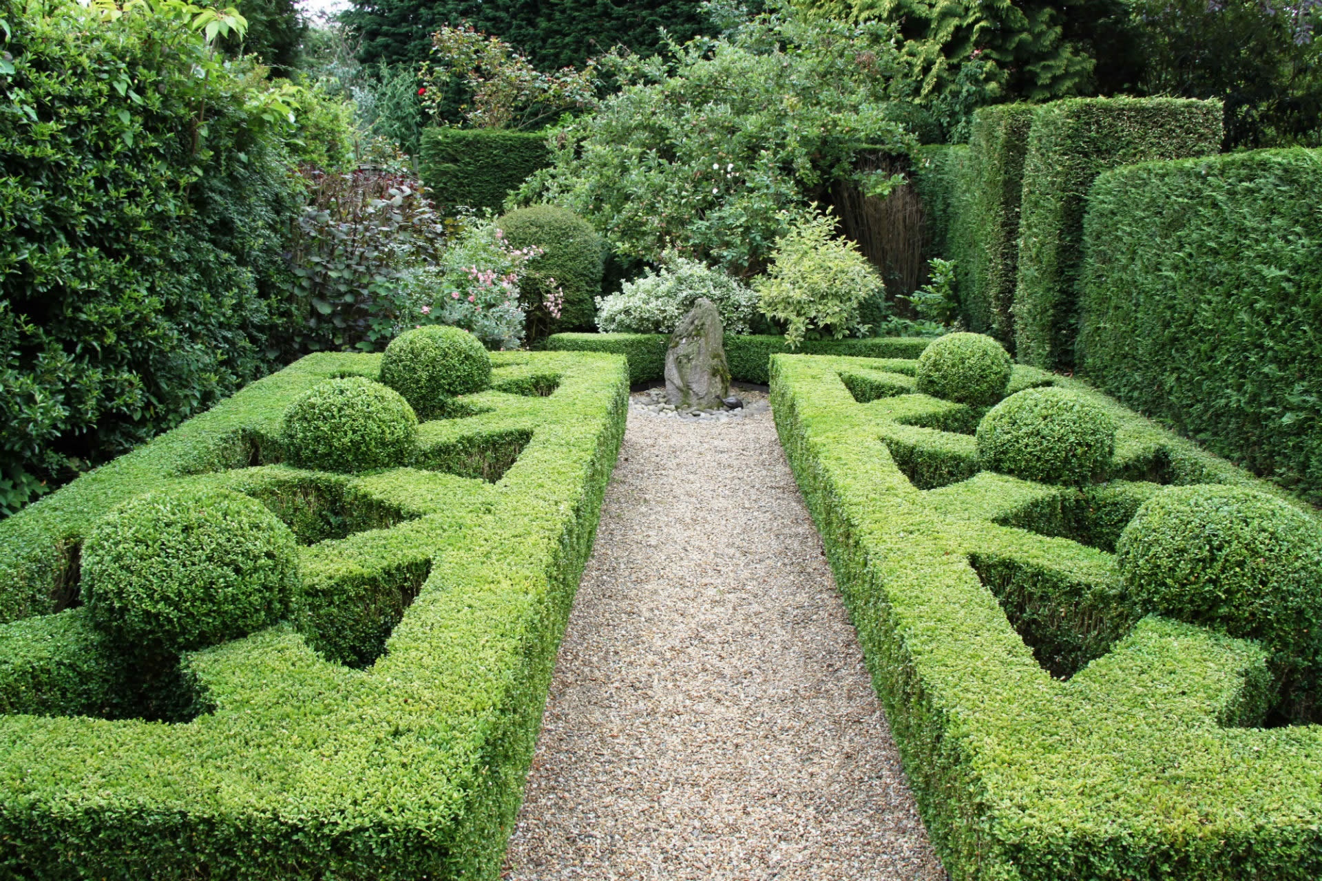 knot garden.jpg