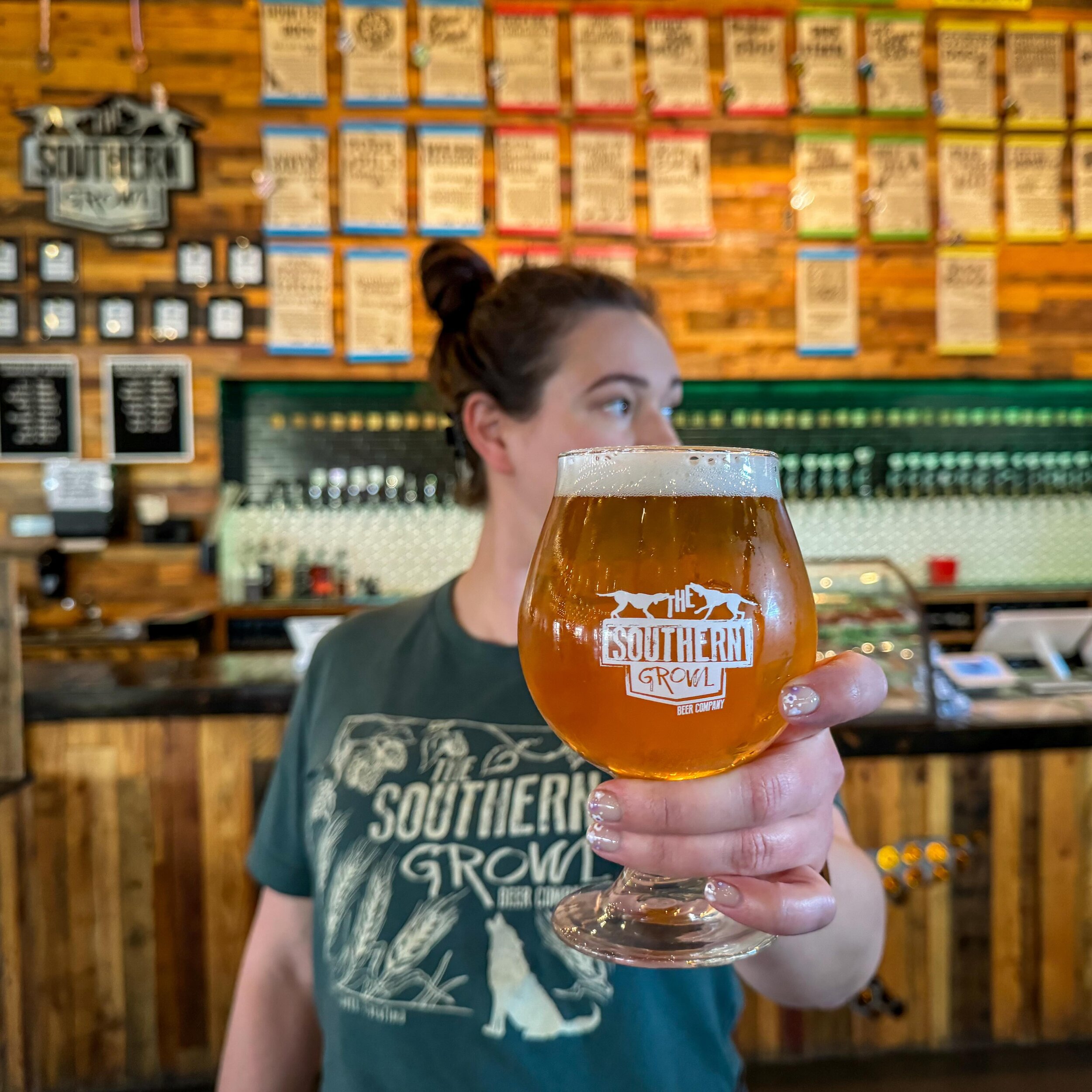 We are Hiring! We are currently accepting applications for Line Cook, Prep Cook, and Beertender. 
The team that works at The Southern Growl is a passionate bunch. We love beer and we love each other! We offer competitive wages for the industry and ta