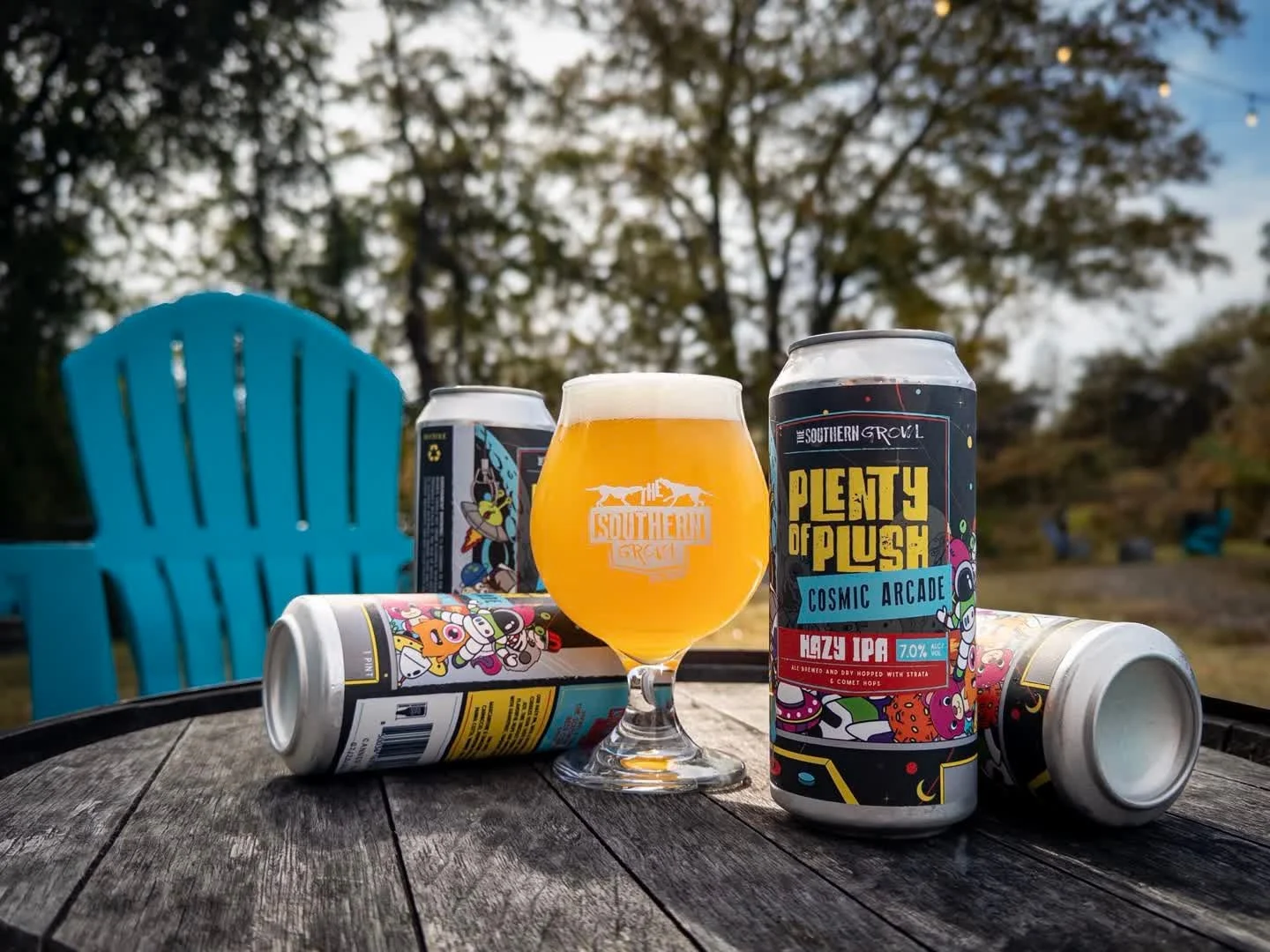 PLENTY OF PLUSH: COSMIC ARCADE
Rotating Hazy IPA, 7.0%

Stuffed with flavorful Strat and Comet hops and bursting at the seams with notes of grapefruit, tangerine, and lemongrass. 

Plenty of Plush: Cosmic Arcade is available on draft and in 16oz cans