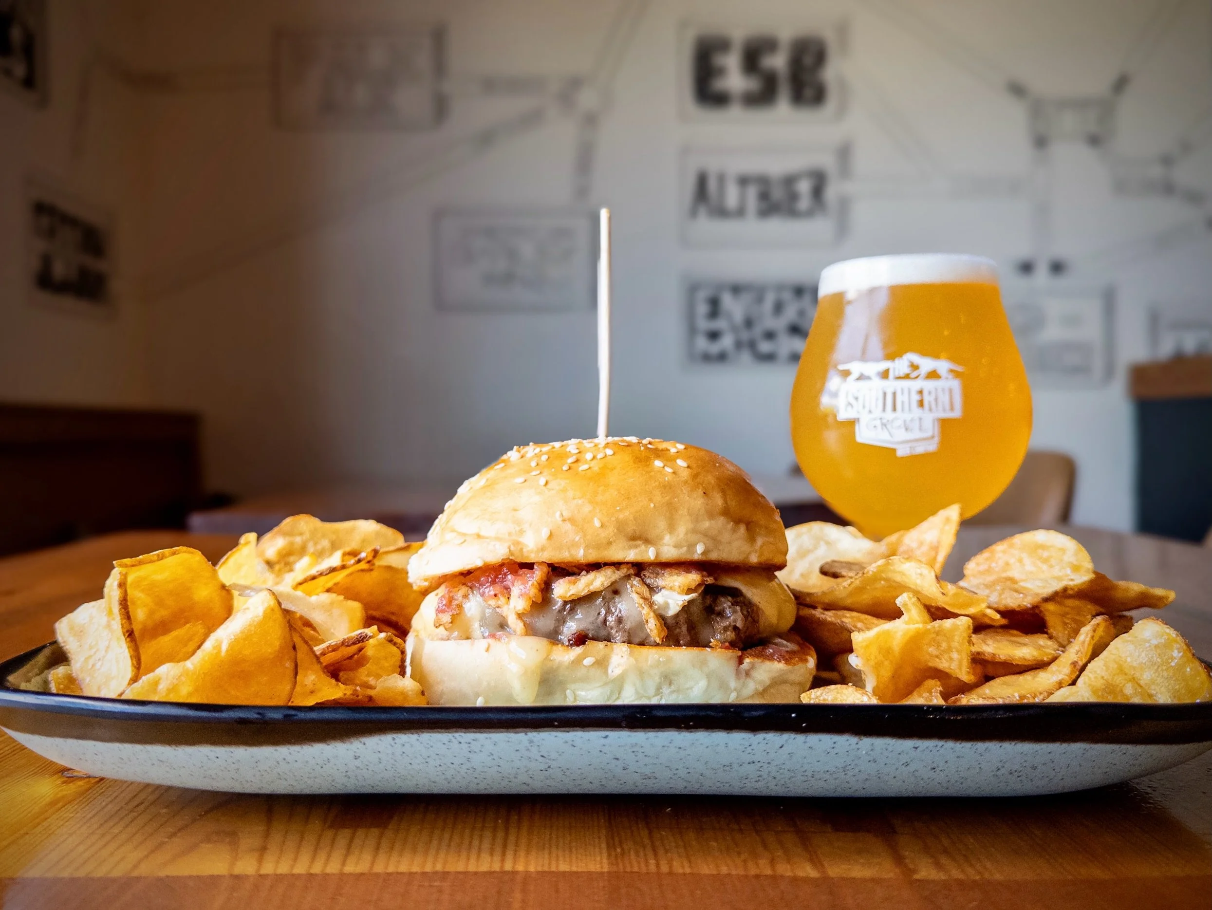 Weekly Sandwich Special:
STRAWBRIE BURGER
topped with crispy onions, strawberry rhubarb jam, and Brie on a house bun. 
Pair with SOUTHERN SANCTUM, American Triple available on draft and in 16oz cans to-go. 

Sandwich Special available through Sunday 