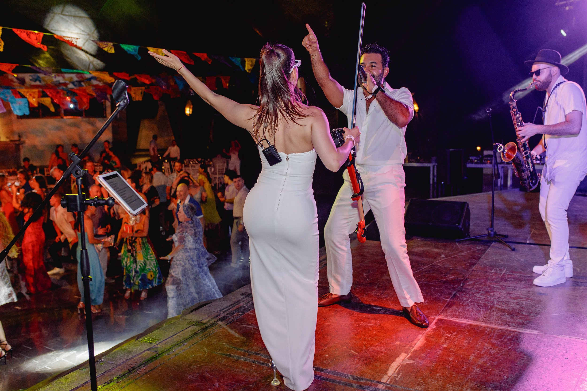 02-08,09FEB2024-Liz&Aaron-GrandPalladiumCostaMujeres-WelcomeParty-1263.jpg