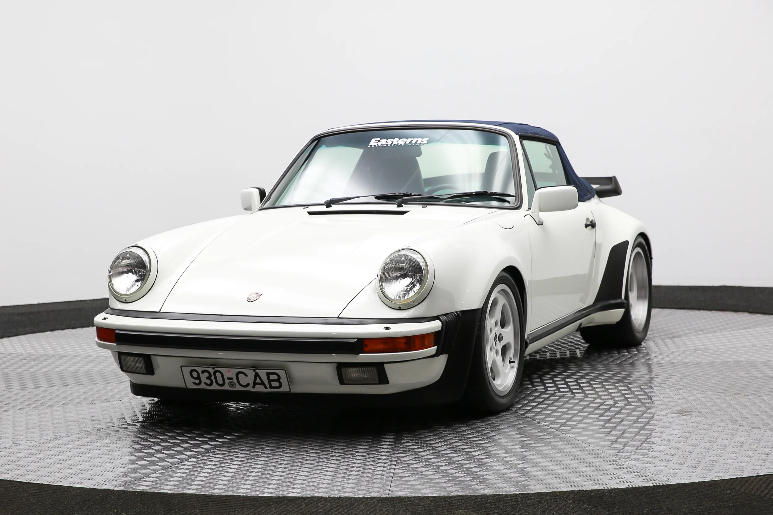 1988 PORSCHE 930-36.jpg