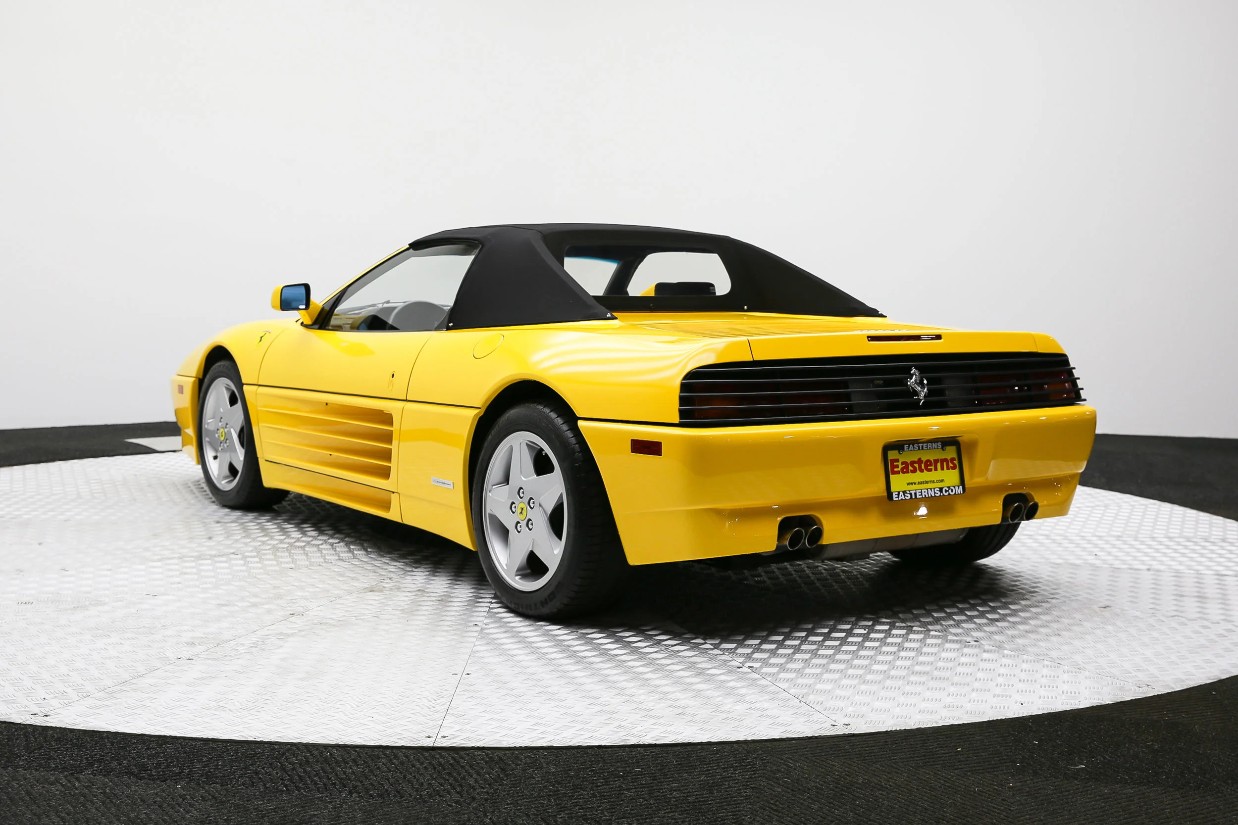 ROBERT_BASSAM_FERRARI_348_SPIDER_1995_YELLOW (3).jpg