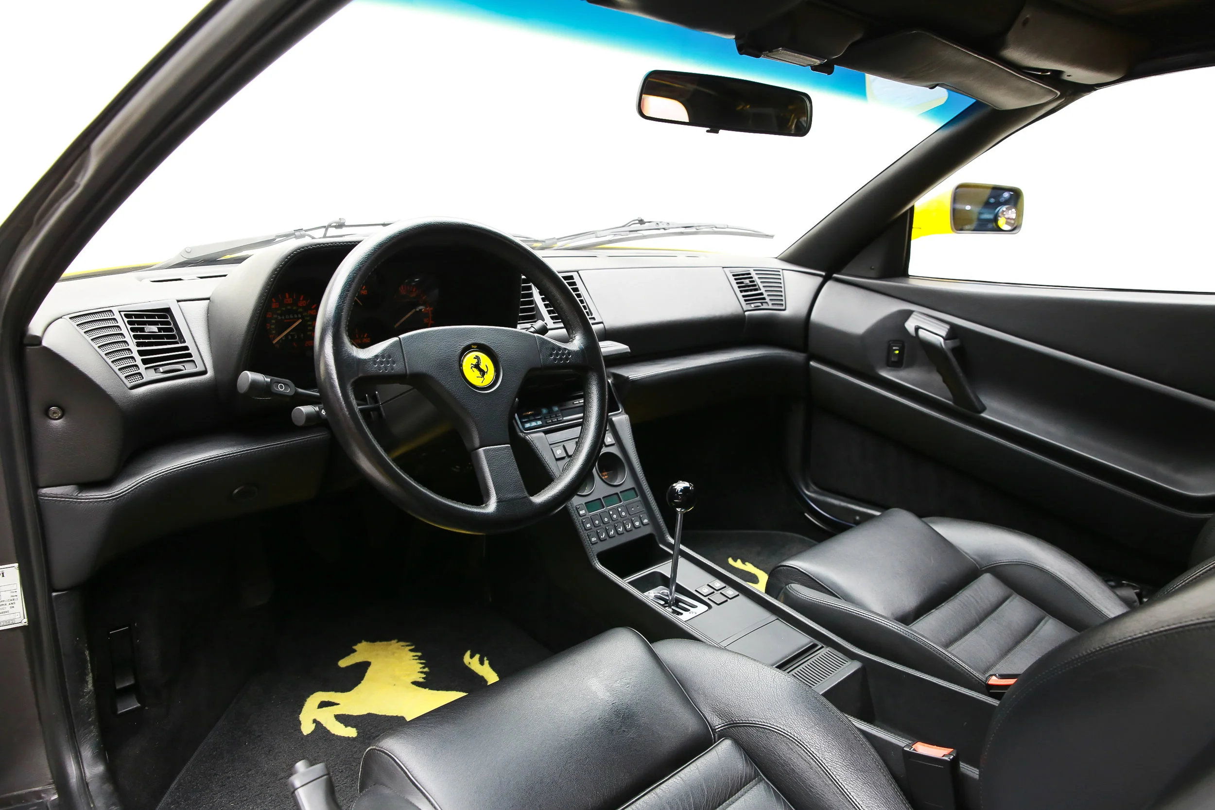 ROBERT_BASSAM_FERRARI_348_SPIDER_1995_YELLOW (5).jpg