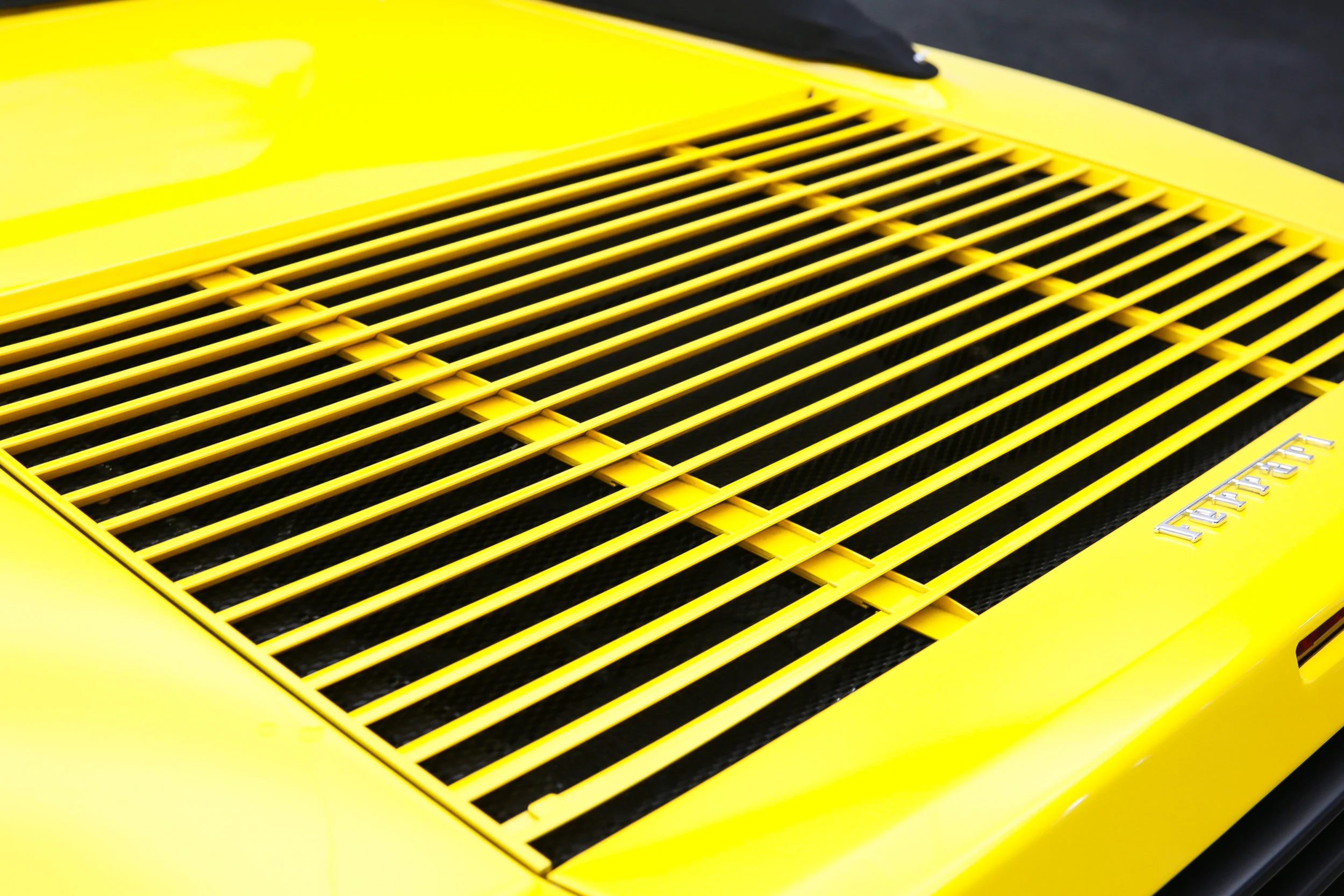 ROBERT_BASSAM_FERRARI_348_SPIDER_1995_YELLOW (34).jpg