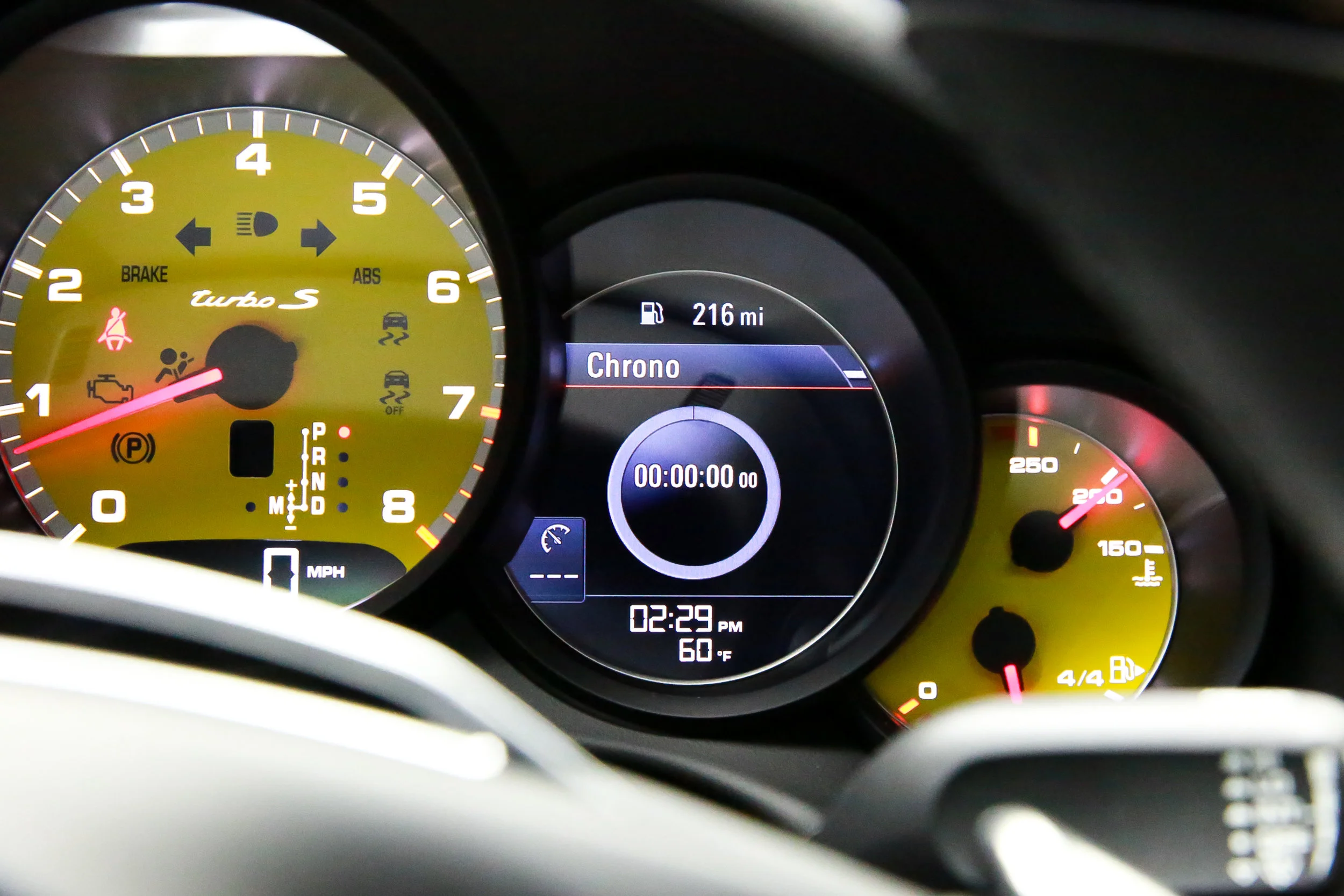 ROBERT_BASSAM_PORSCHE_911_TURBO_S_2014_WHITE (17).jpg