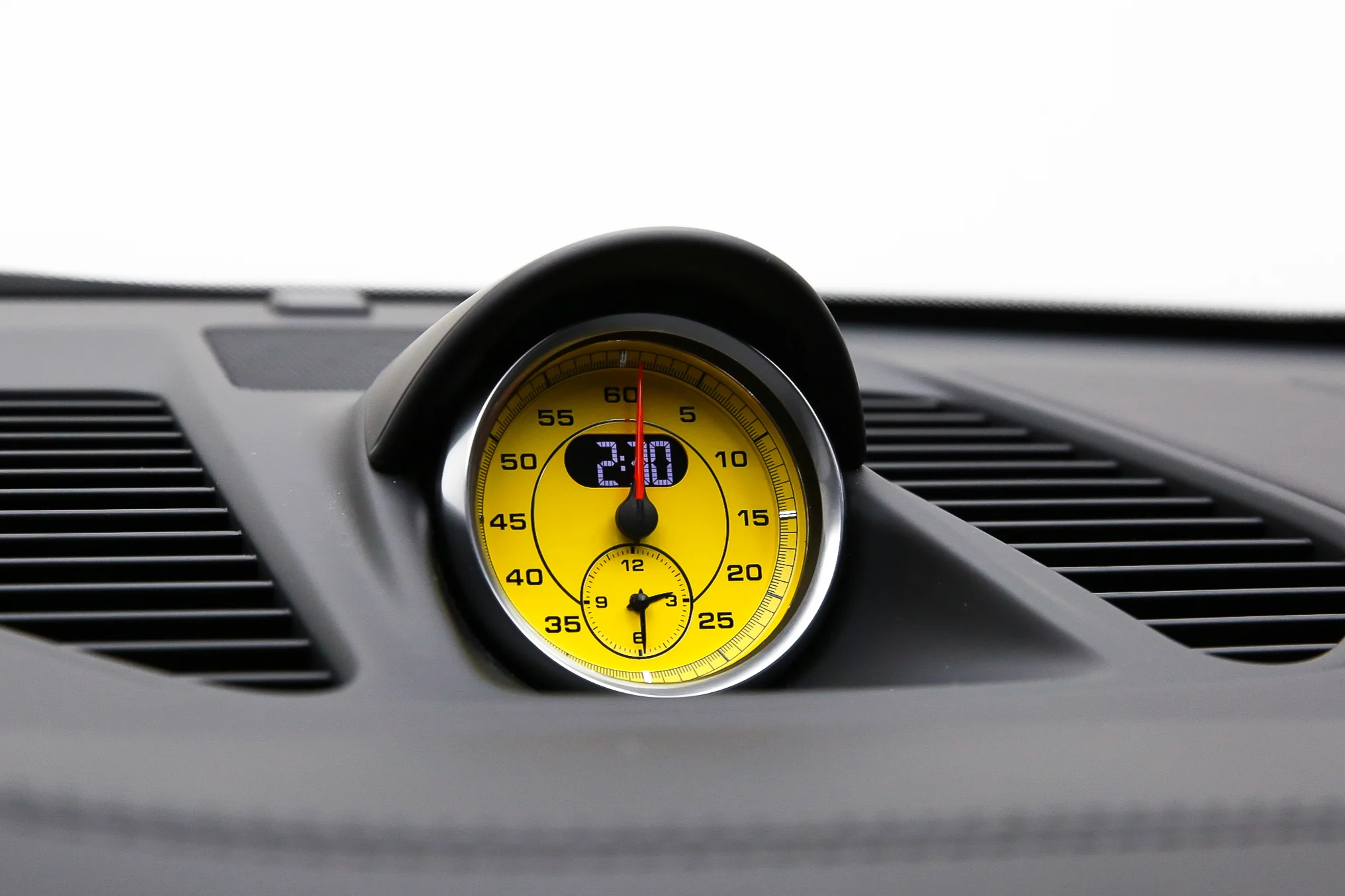 ROBERT_BASSAM_PORSCHE_911_TURBO_S_2014_WHITE (20).jpg
