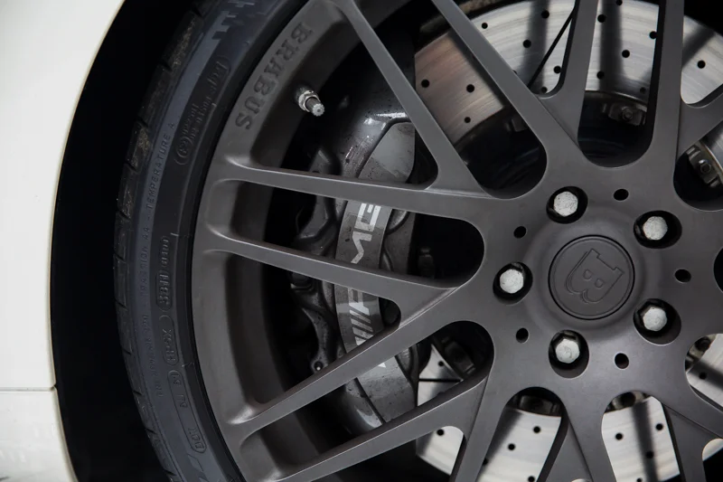 ROBERT_BASSAM_MERCEDES_SLS_AMG_WHITE_2011 (30).jpg