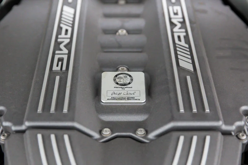 ROBERT_BASSAM_MERCEDES_SLS_AMG_WHITE_2011 (33).jpg