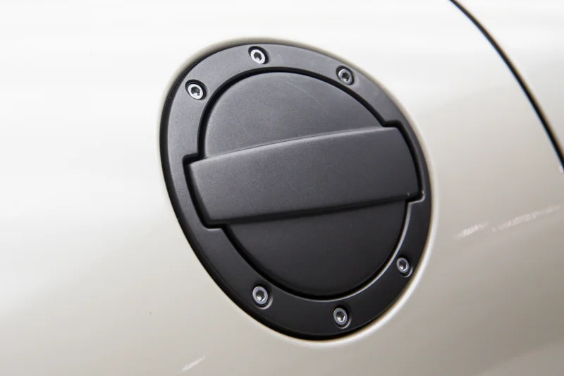 ROBERT_BASSAM_MERCEDES_SLS_AMG_WHITE_2011 (38).jpg