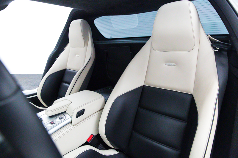 ROBERT_BASSAM_MERCEDES_SLS_AMG_WHITE_2011 (45).jpg