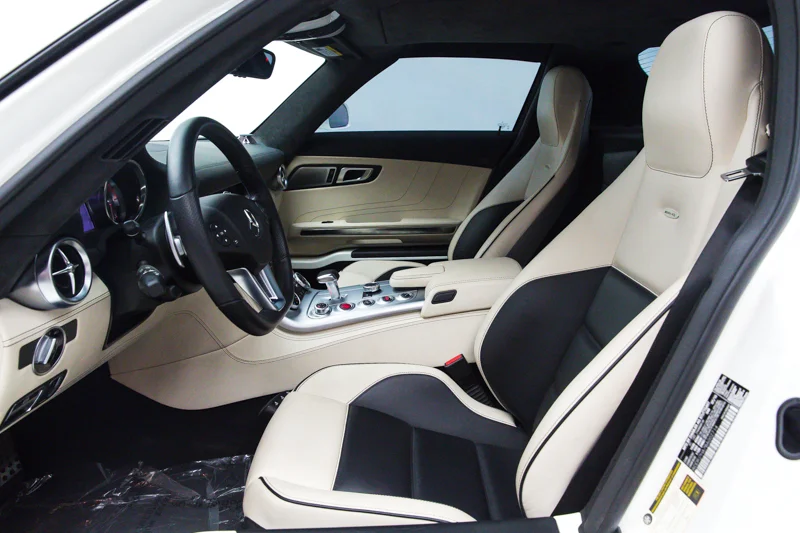 ROBERT_BASSAM_MERCEDES_SLS_AMG_WHITE_2011 (49).jpg