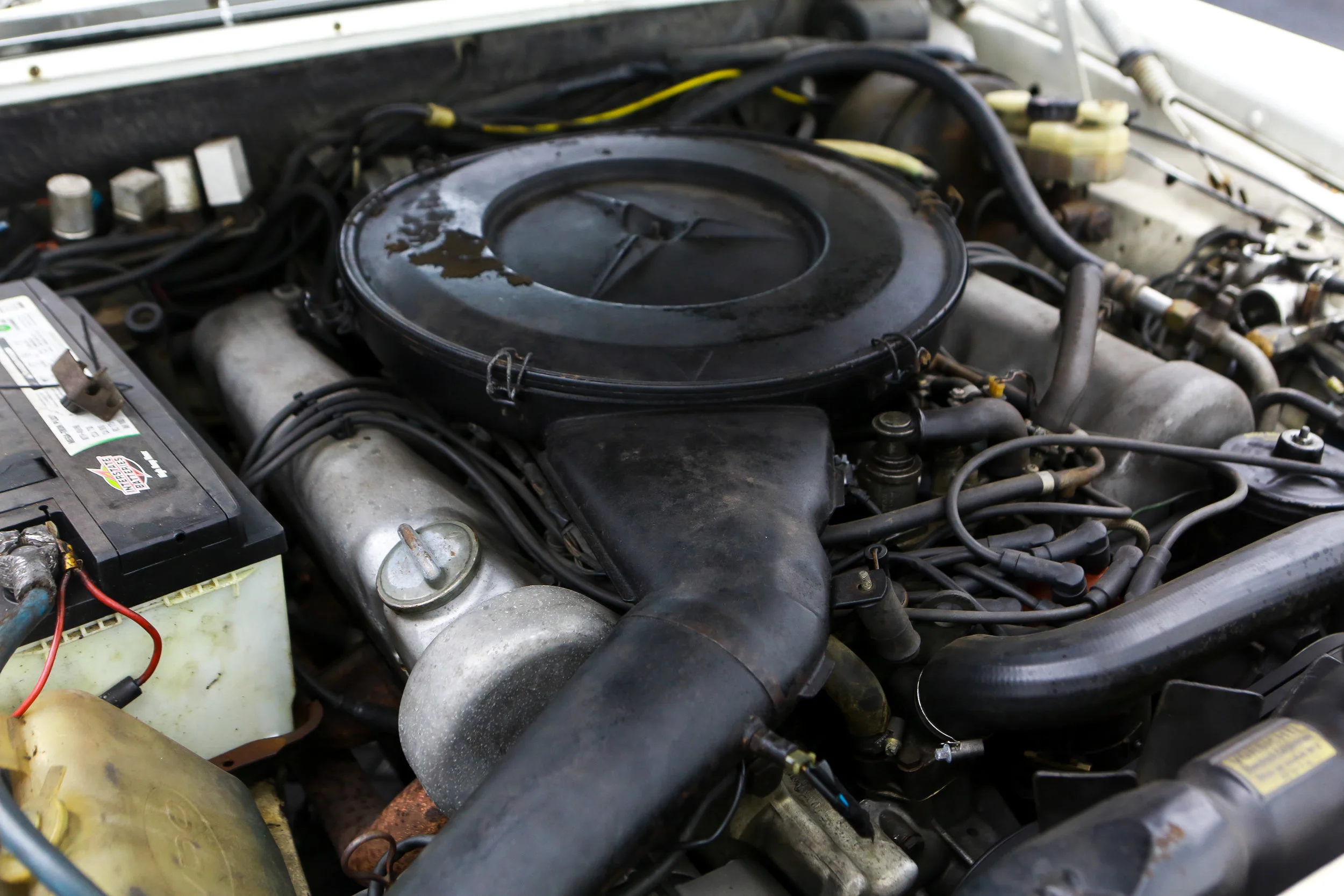 ROBERT_BASSAM_MERCEDES_300SEL_1972_WHITE (31).jpg