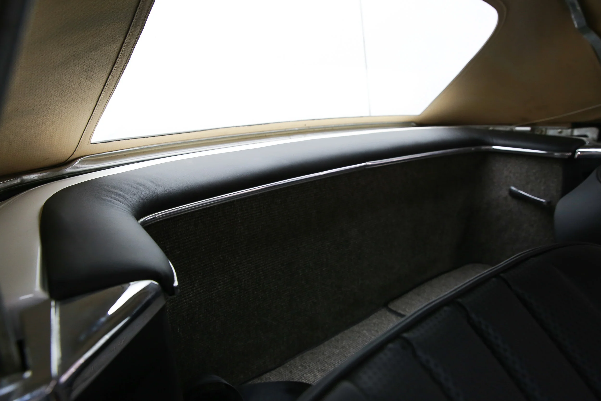 ROBERT_BASSAM_MERCEDES_230SL_WHITE (41).jpg