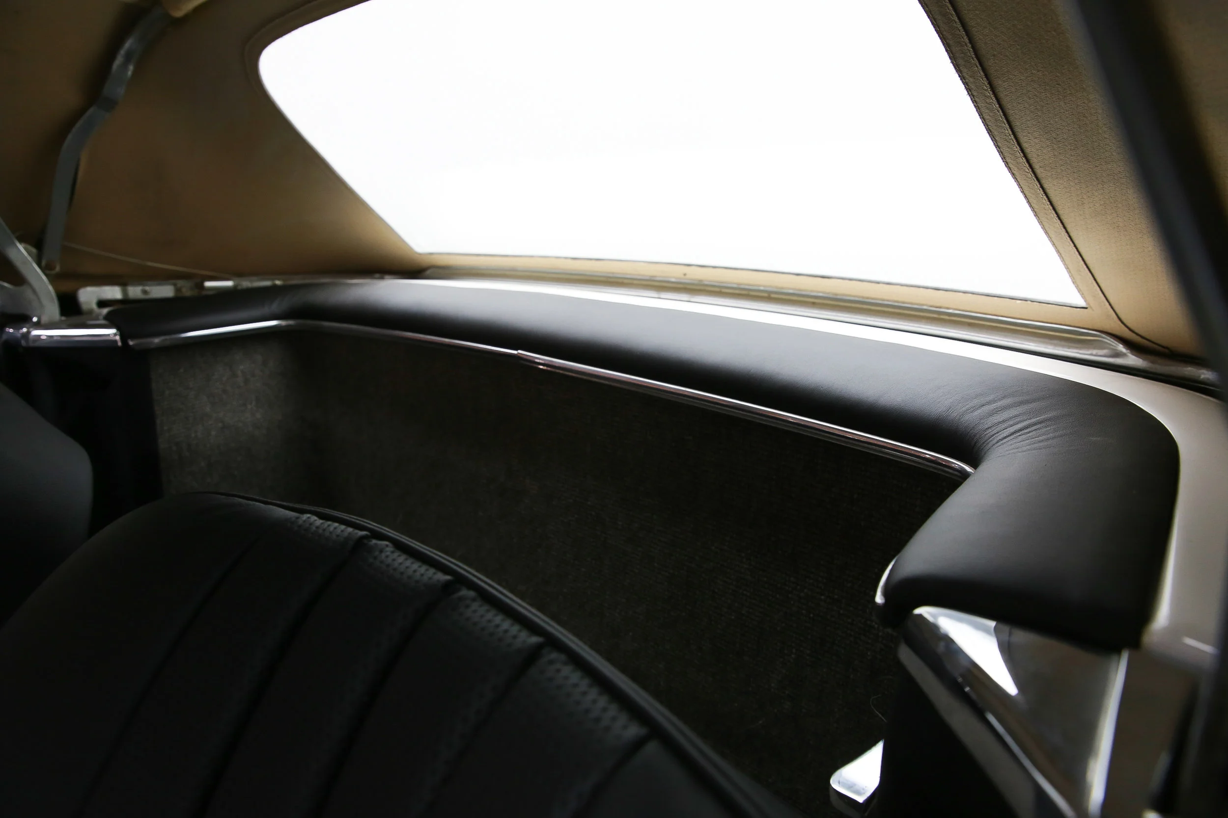 ROBERT_BASSAM_MERCEDES_230SL_WHITE (42).jpg