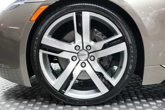 ROBERT_BASSAM_FISKAR_KARMA_FISKER_2012_GREY (20).jpg
