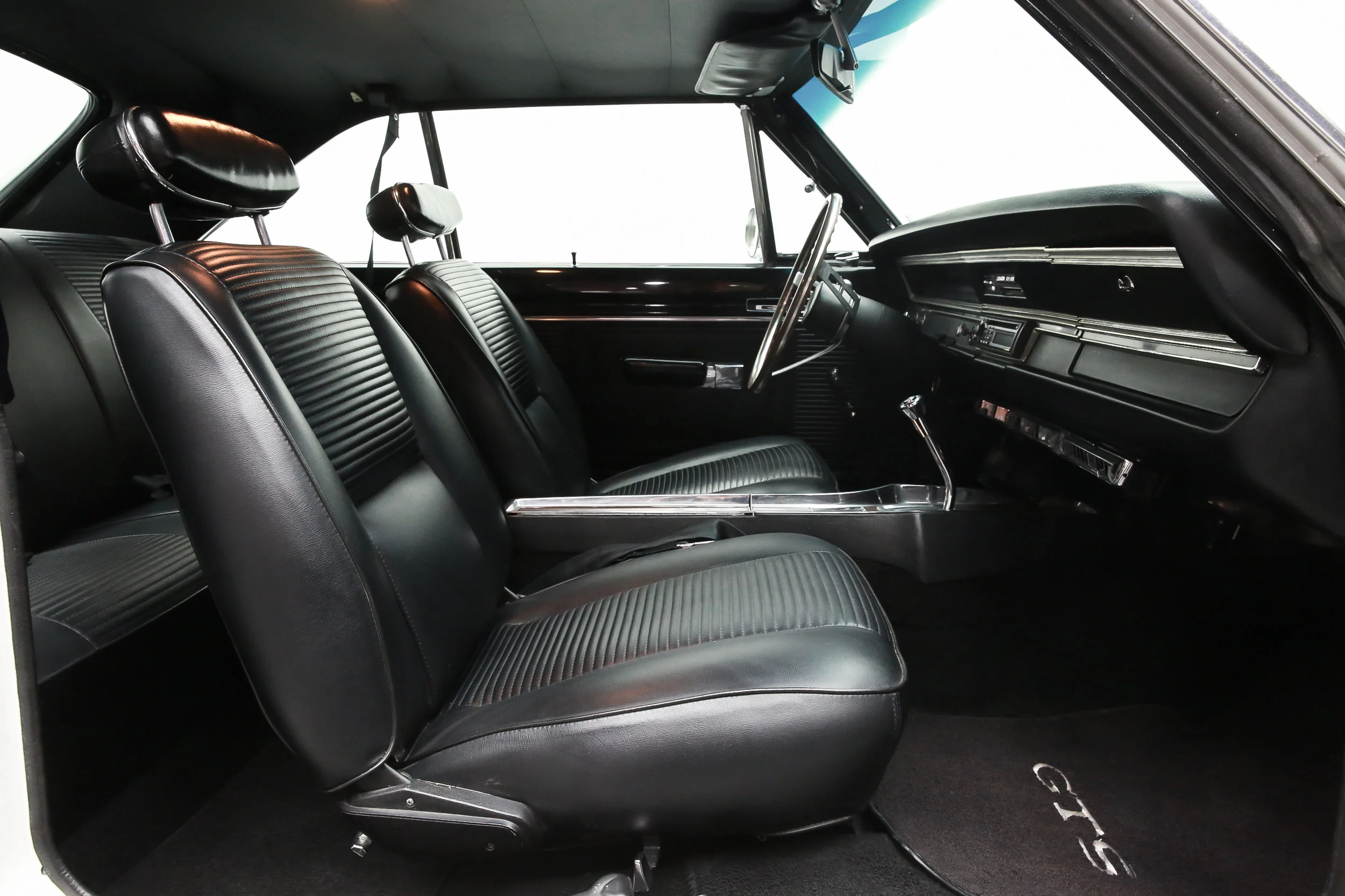 ROBERT_BASSAM_DODGE_DART_WHITE- (15).jpg