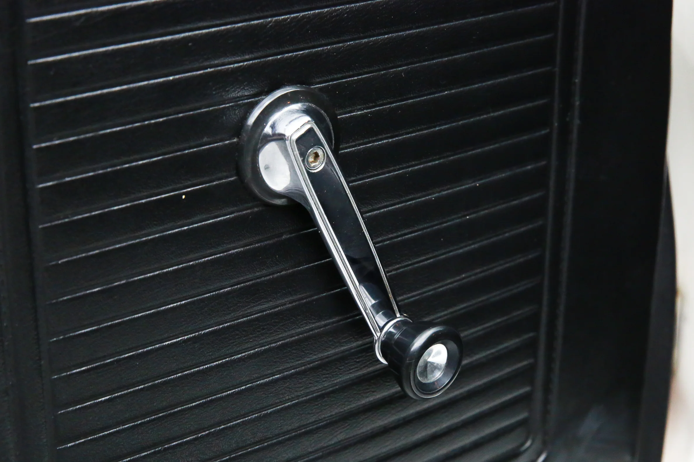 ROBERT_BASSAM_DODGE_DART_WHITE- (18).jpg