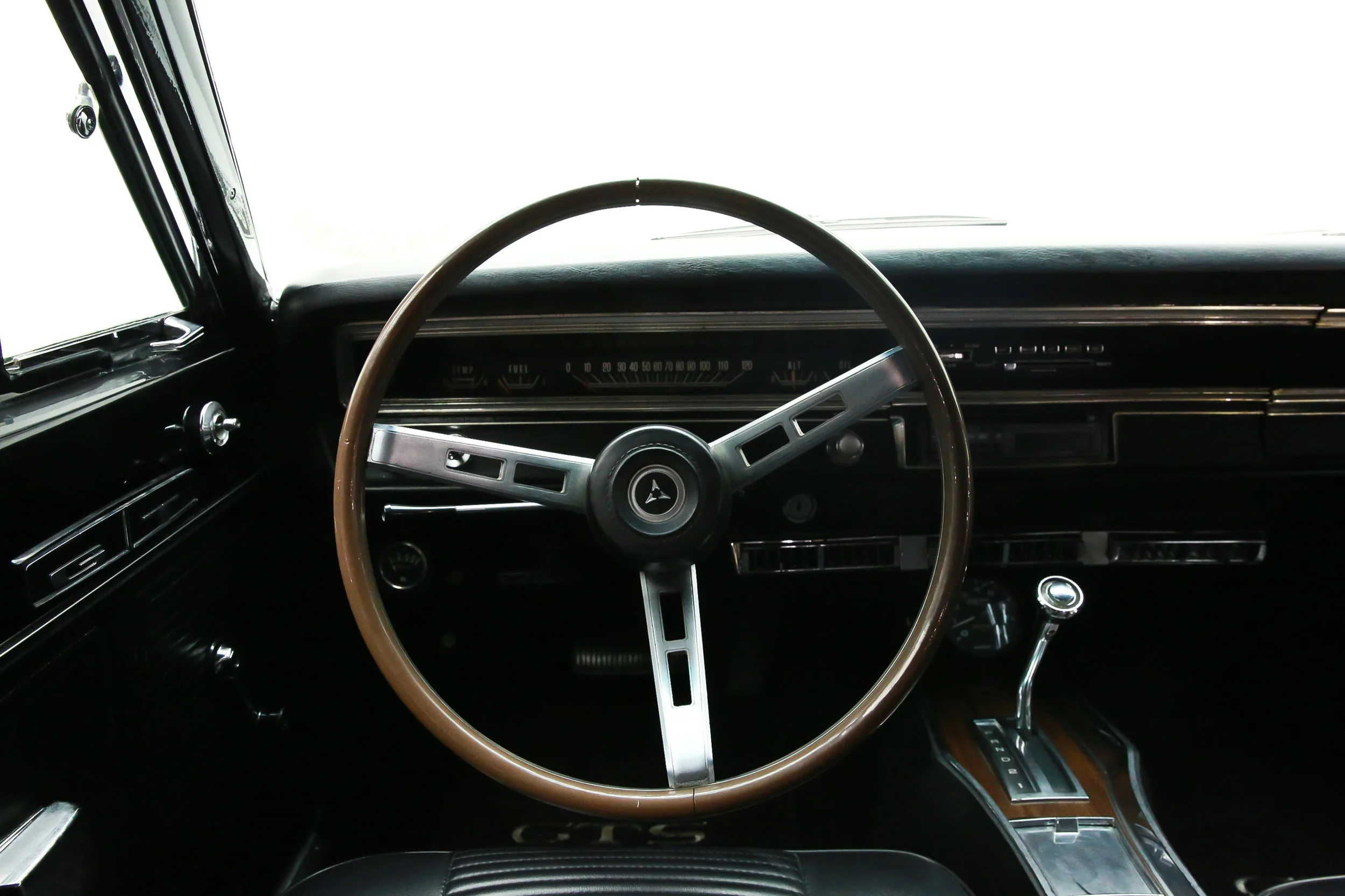 ROBERT_BASSAM_DODGE_DART_WHITE- (30).jpg