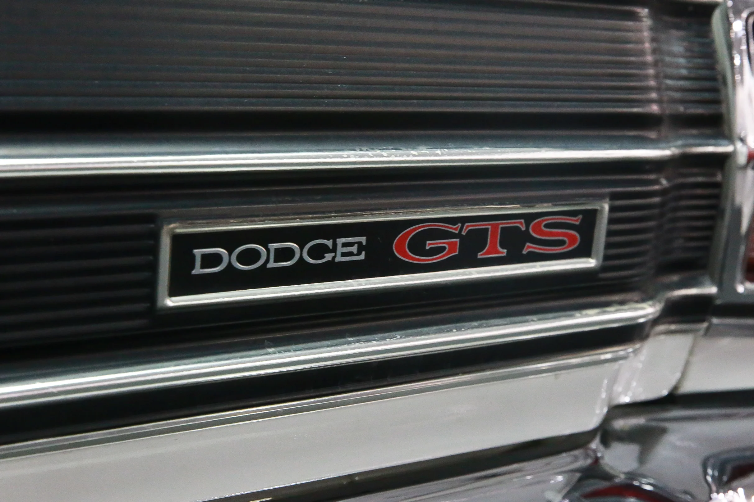 ROBERT_BASSAM_DODGE_DART_WHITE- (35).jpg