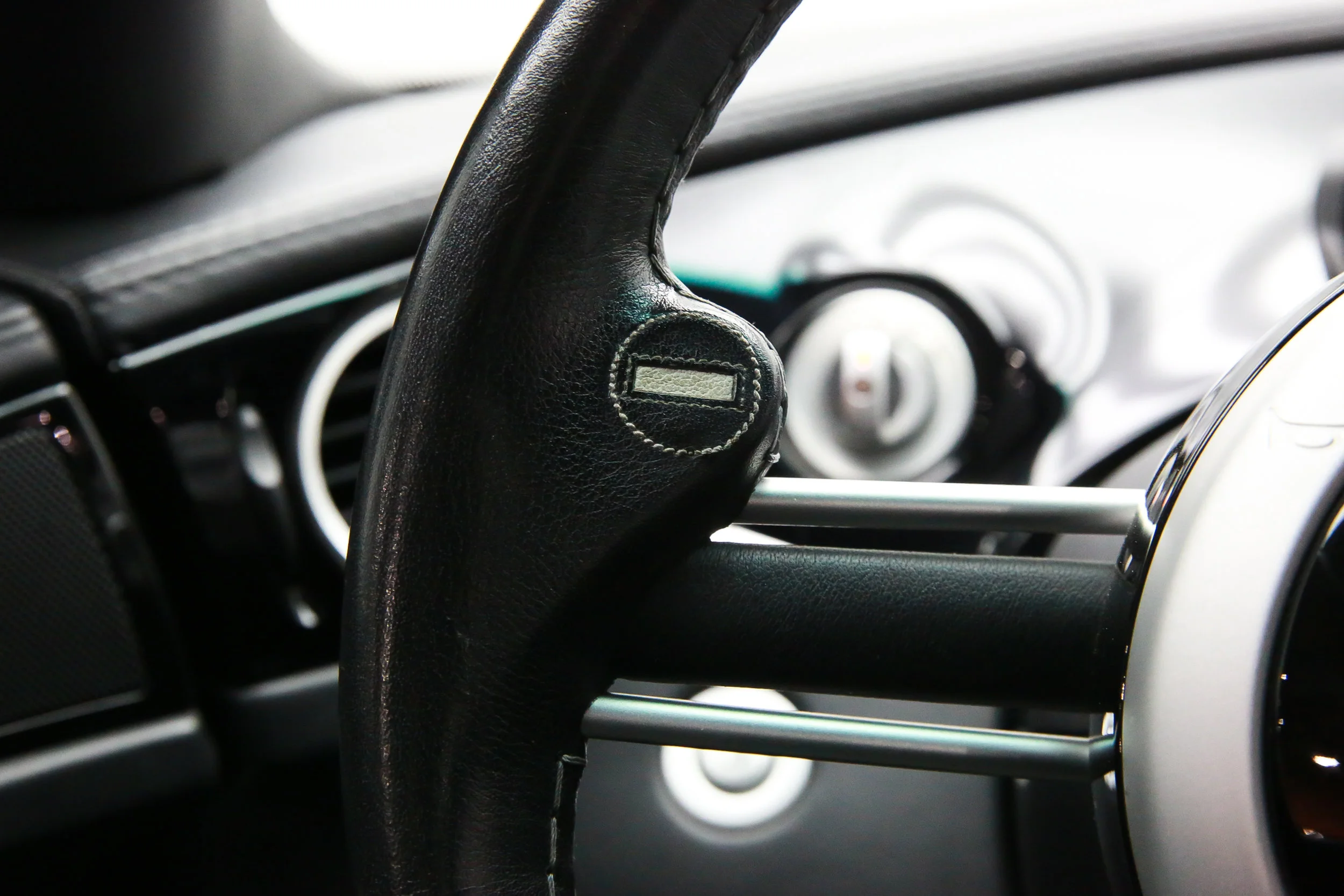 ROBERT_BASSAM_BMW_Z8_2003_BLACK (13).jpg