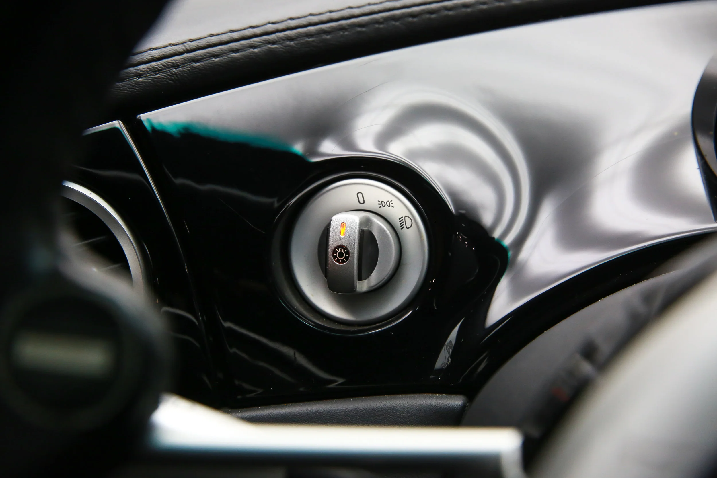 ROBERT_BASSAM_BMW_Z8_2003_BLACK (18).jpg