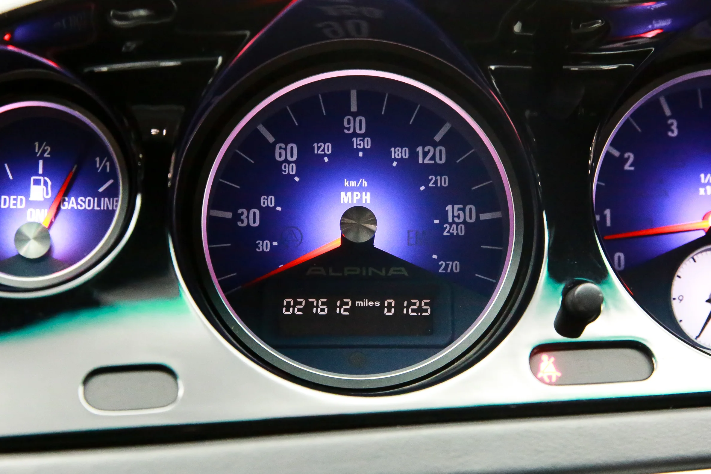 ROBERT_BASSAM_BMW_Z8_2003_BLACK (23).jpg