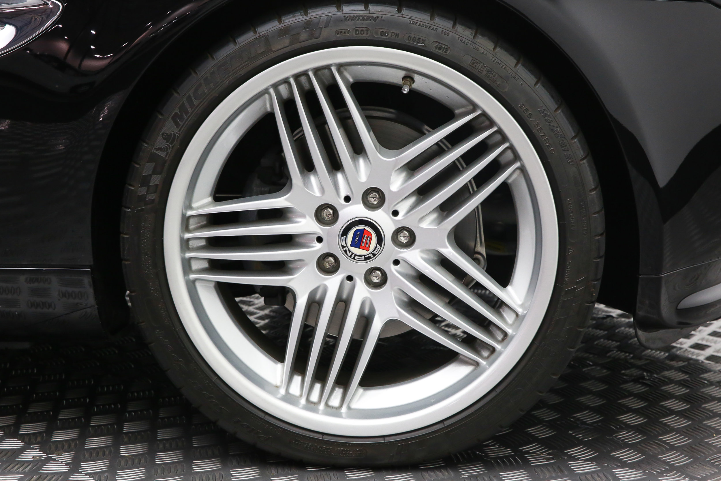 ROBERT_BASSAM_BMW_Z8_2003_BLACK (42).jpg