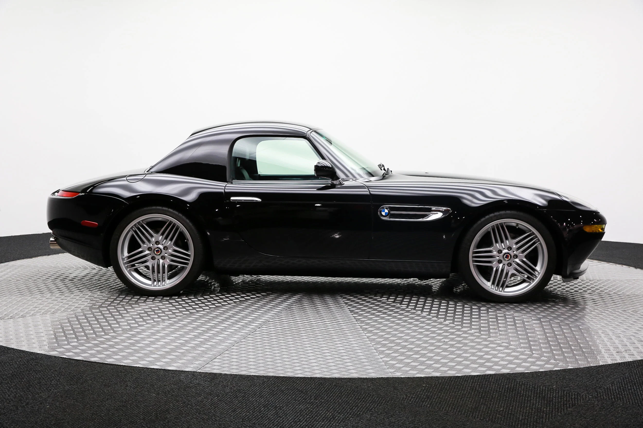 ROBERT_BASSAM_BMW_Z8_2003_BLACK (44).jpg