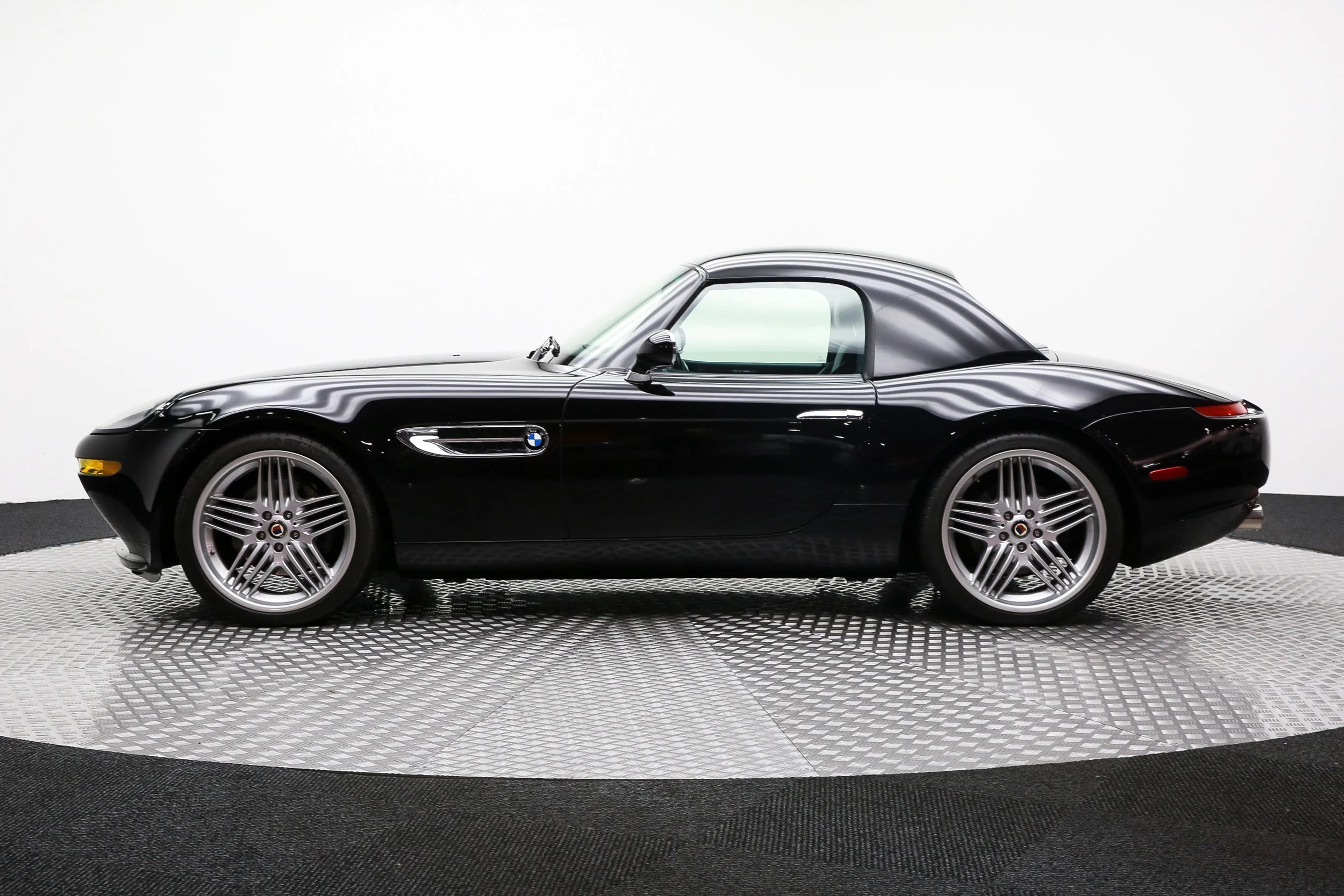 ROBERT_BASSAM_BMW_Z8_2003_BLACK (52).jpg
