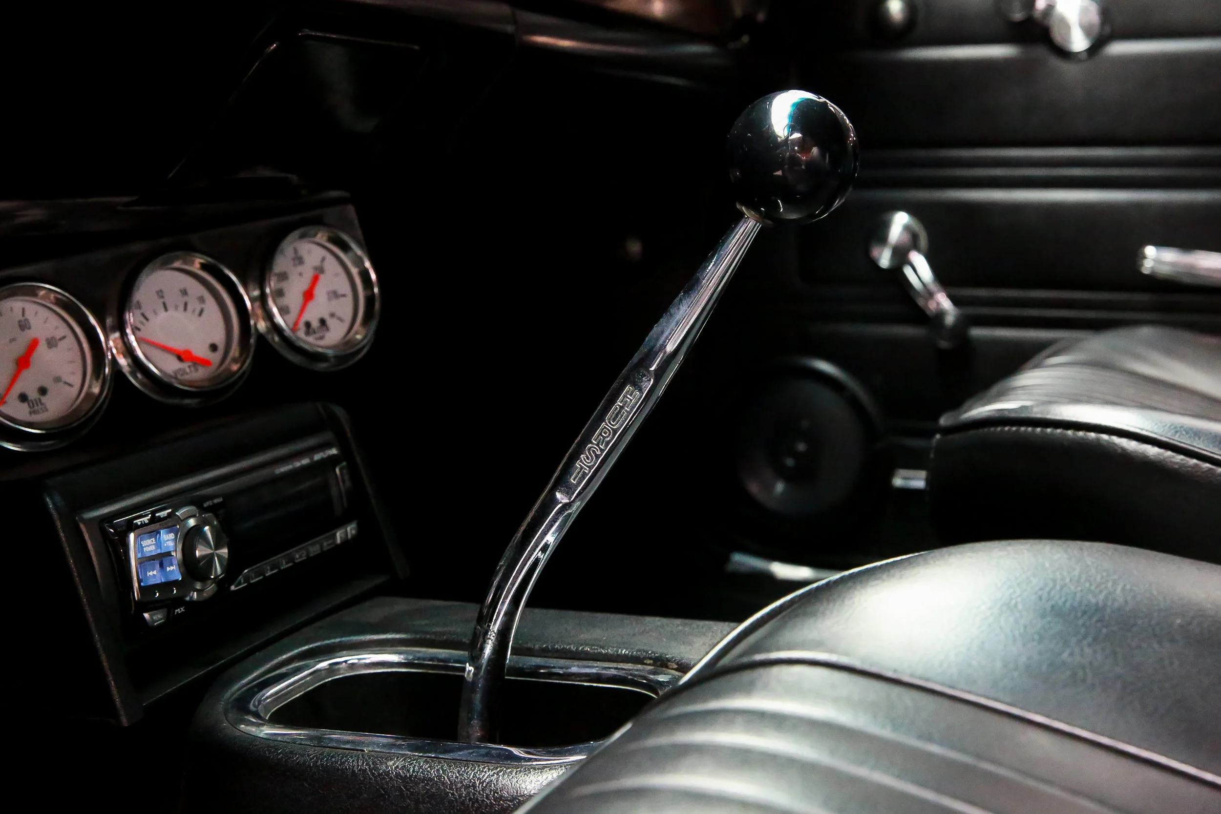 ROBERT_BASSAM_PONTIAC_GTO_1968_BLACK (8).jpg