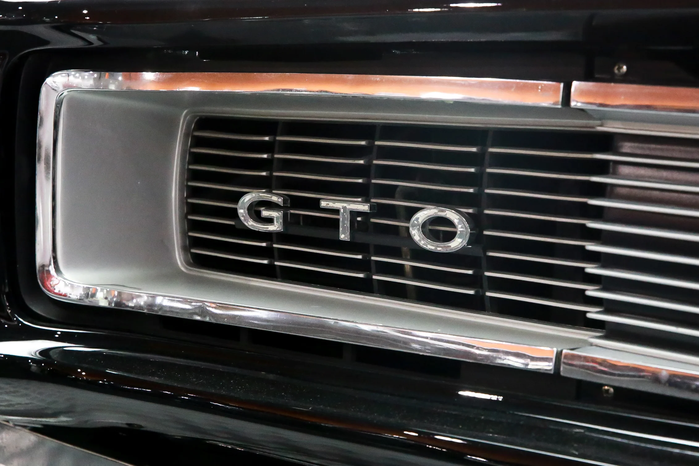 ROBERT_BASSAM_PONTIAC_GTO_1968_BLACK (44).jpg