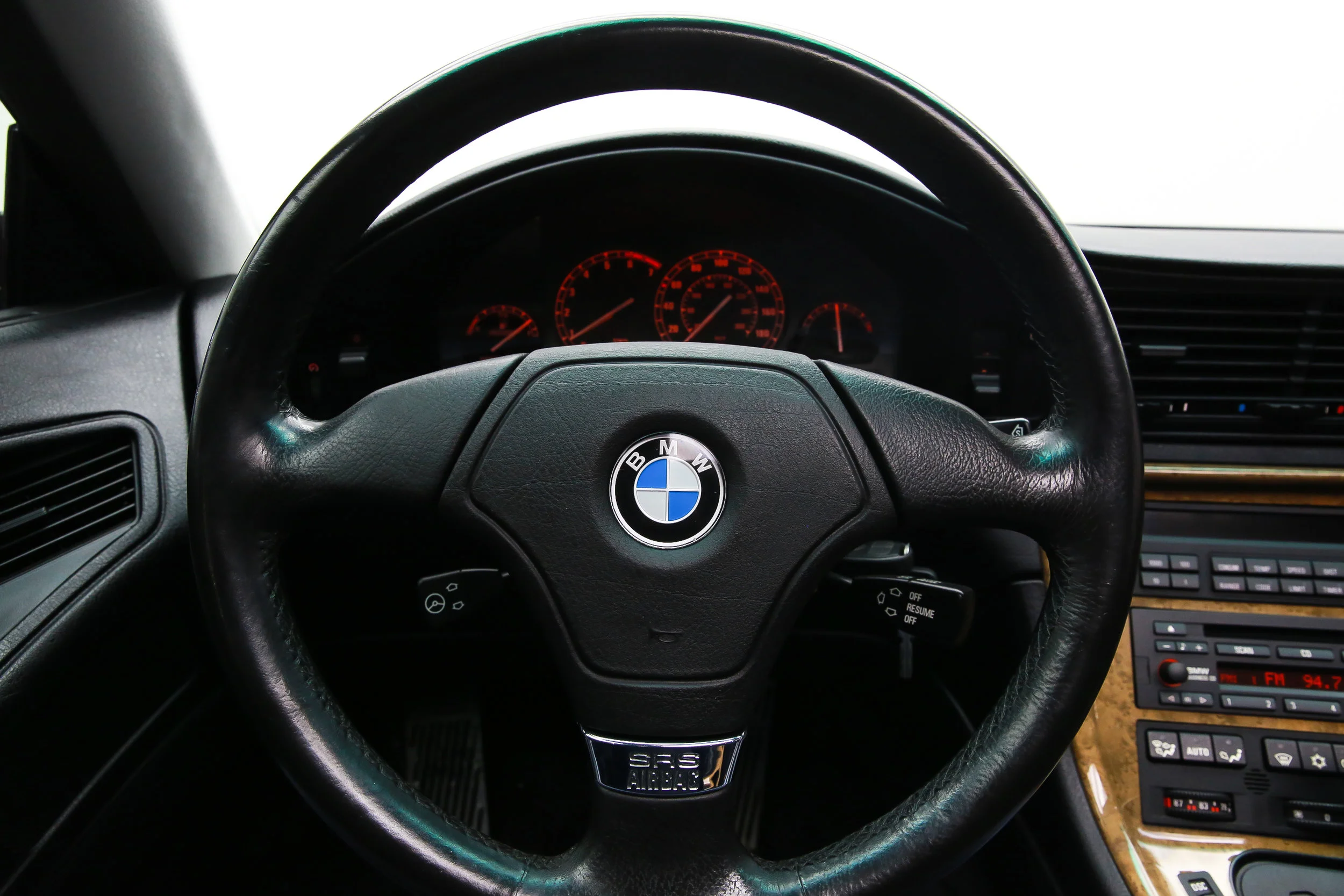ROBERT_BASSAM_BMW_850_1997_BLACK (9).jpg