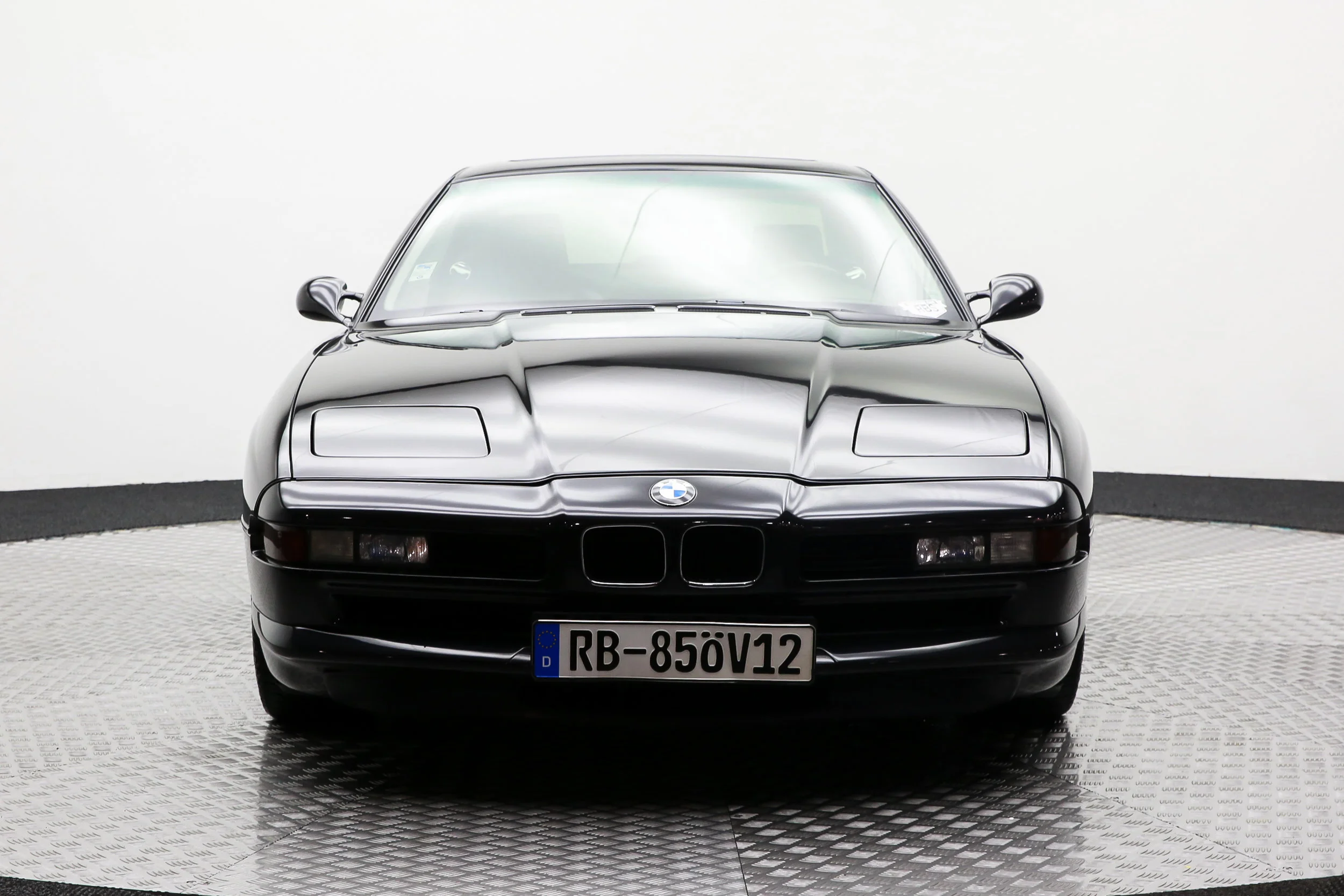ROBERT_BASSAM_BMW_850_1997_BLACK (44).jpg