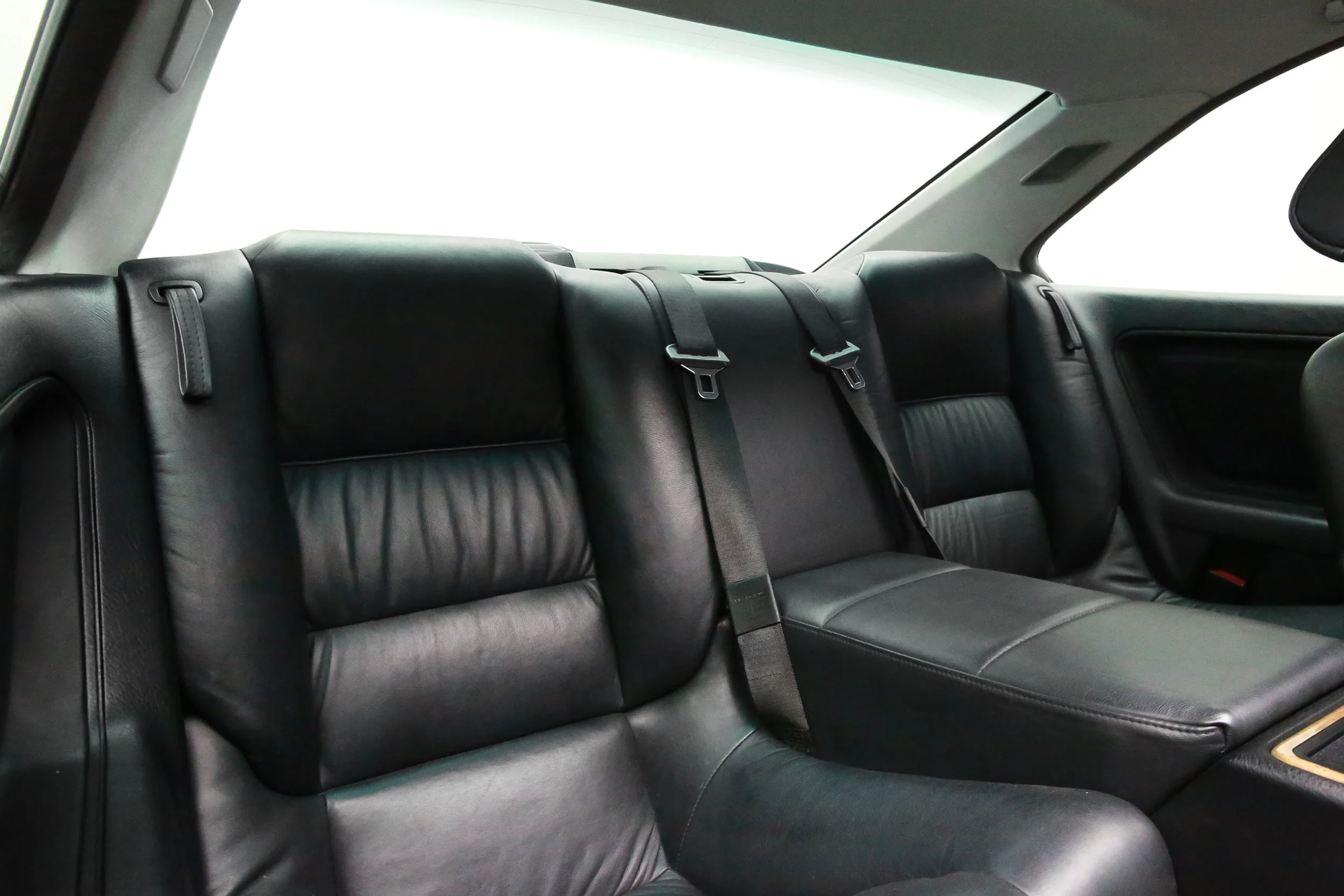 ROBERT_BASSAM_BMW_850_1997_BLACK (47).jpg