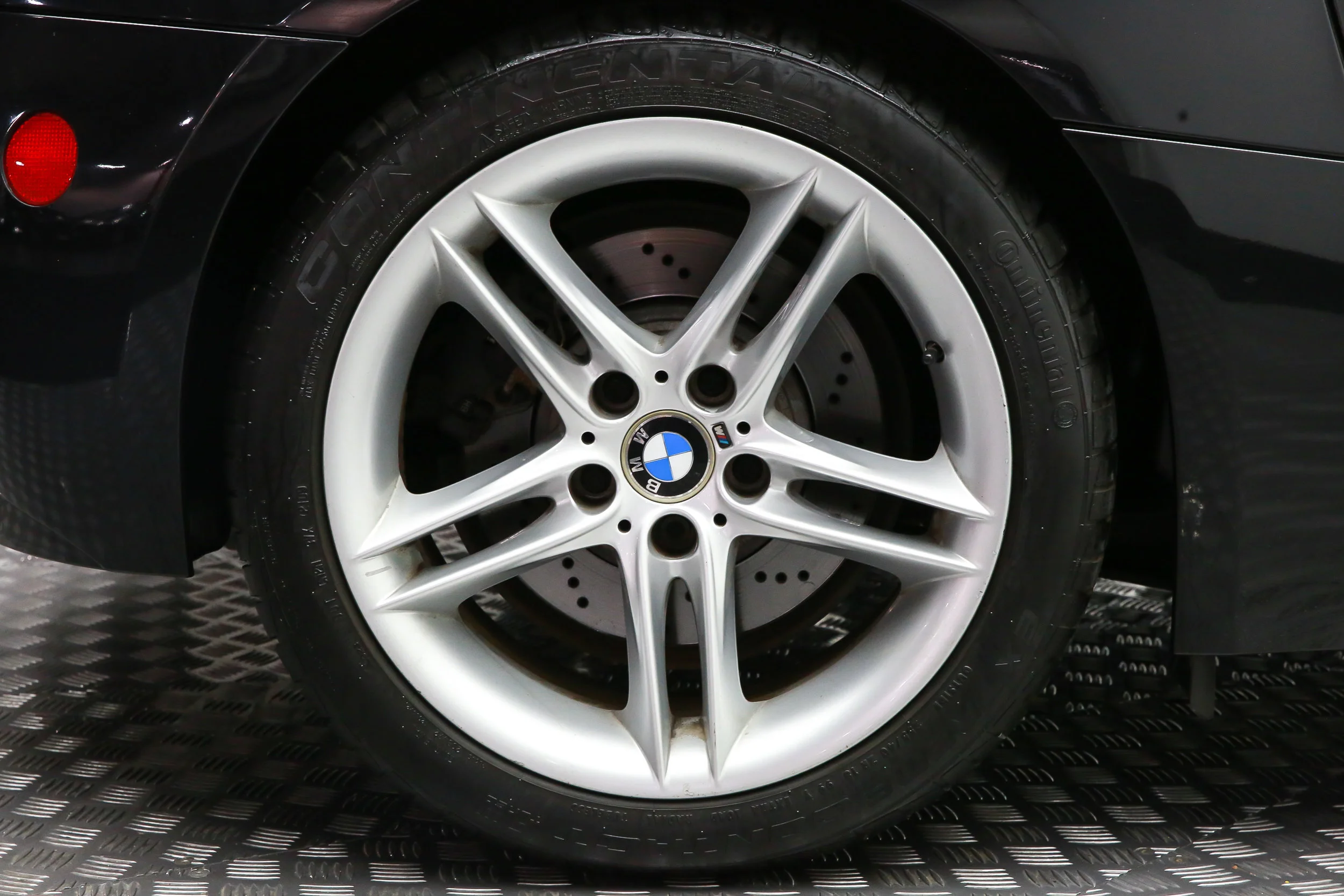 ROBERT_BASSAM_2007_BMW_Z4_M_COUPE_BLACK (37).jpg