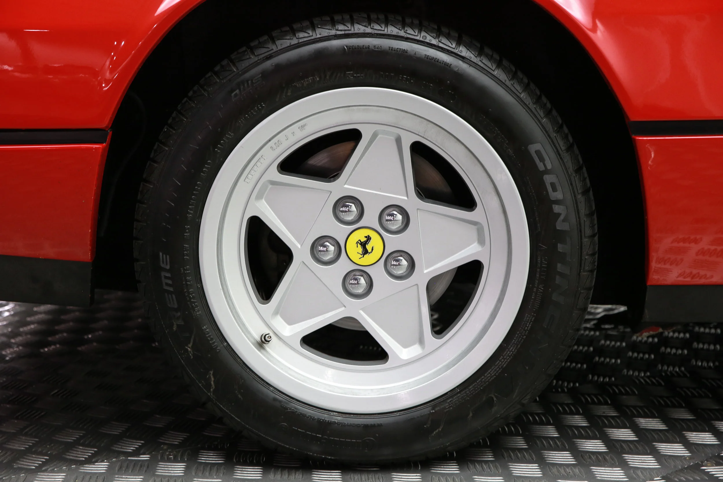 ROBERT_BASSAM_FERRARI_328_GTS_1986_RED (44).jpg