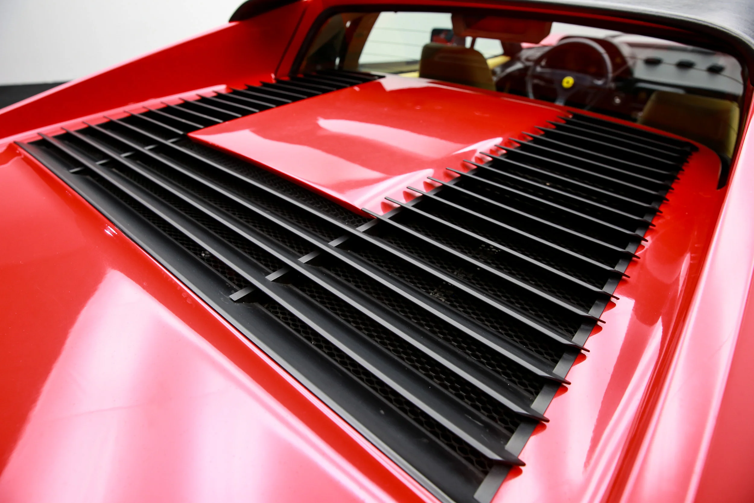 ROBERT_BASSAM_FERRARI_328_GTS_1986_RED (48).jpg